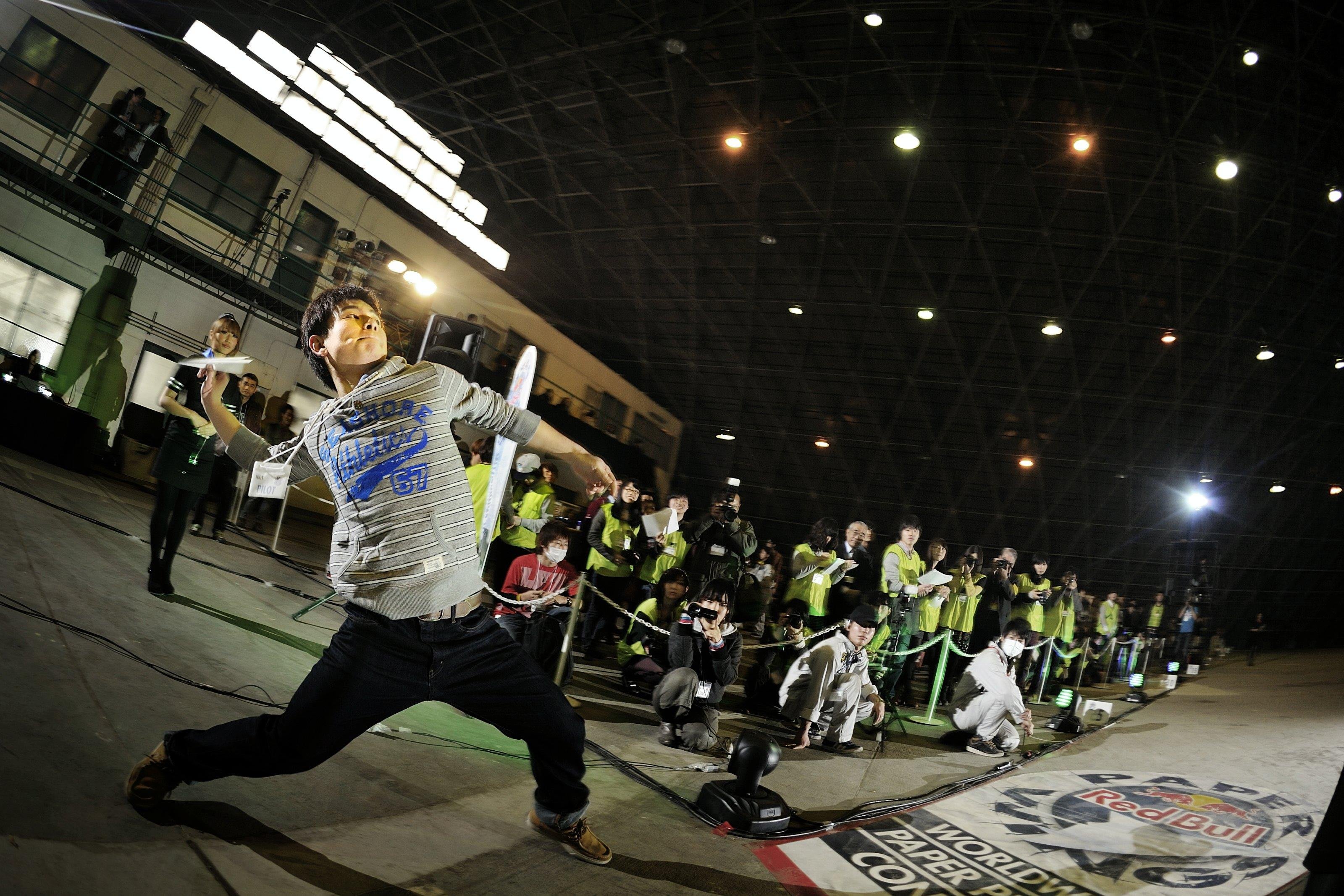 紙飛行機 Red Bull Paper Wings 15 Japan Final 開催決定