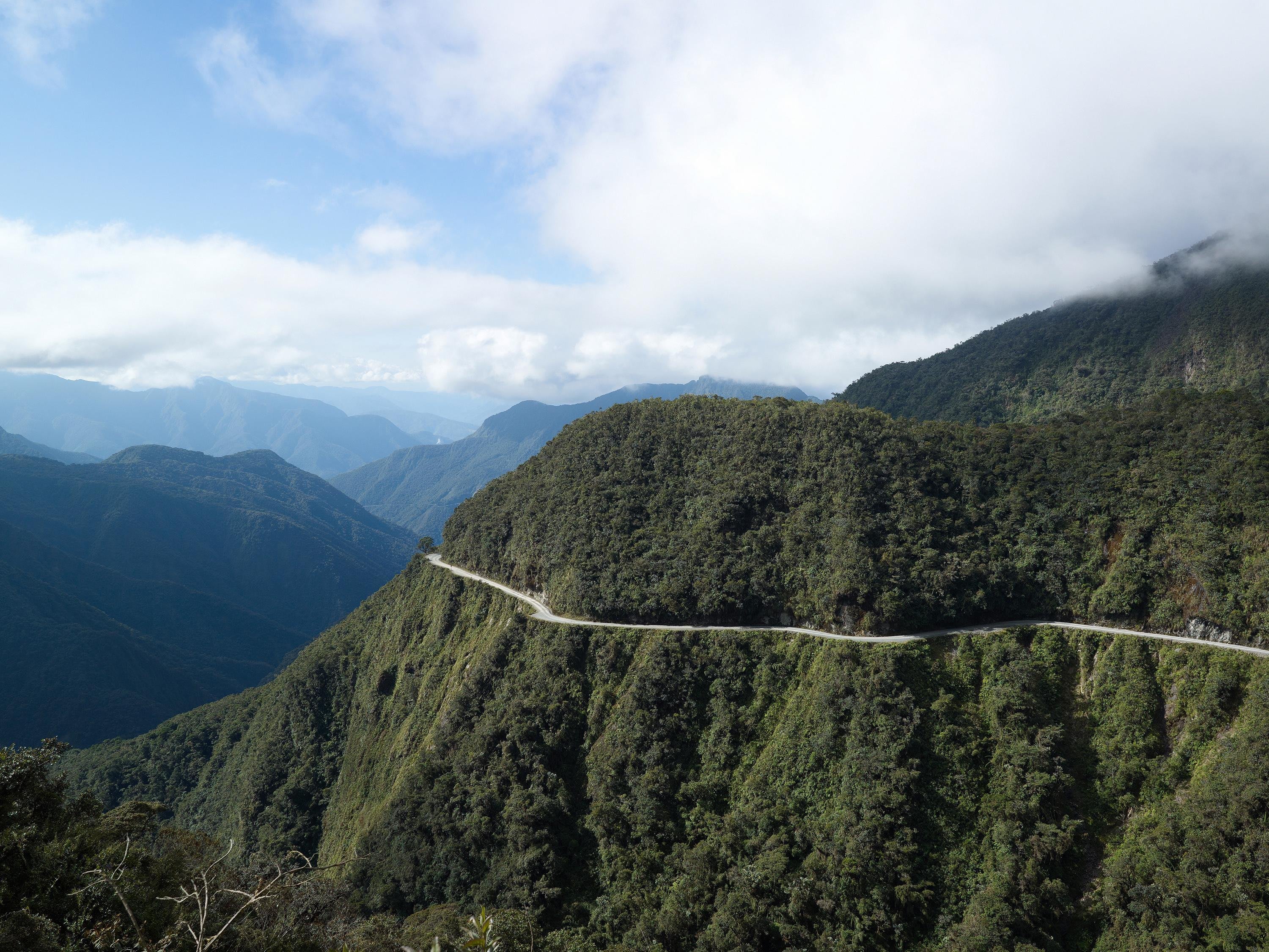 Roads: The Scariest Roads In America? - 70y73r7