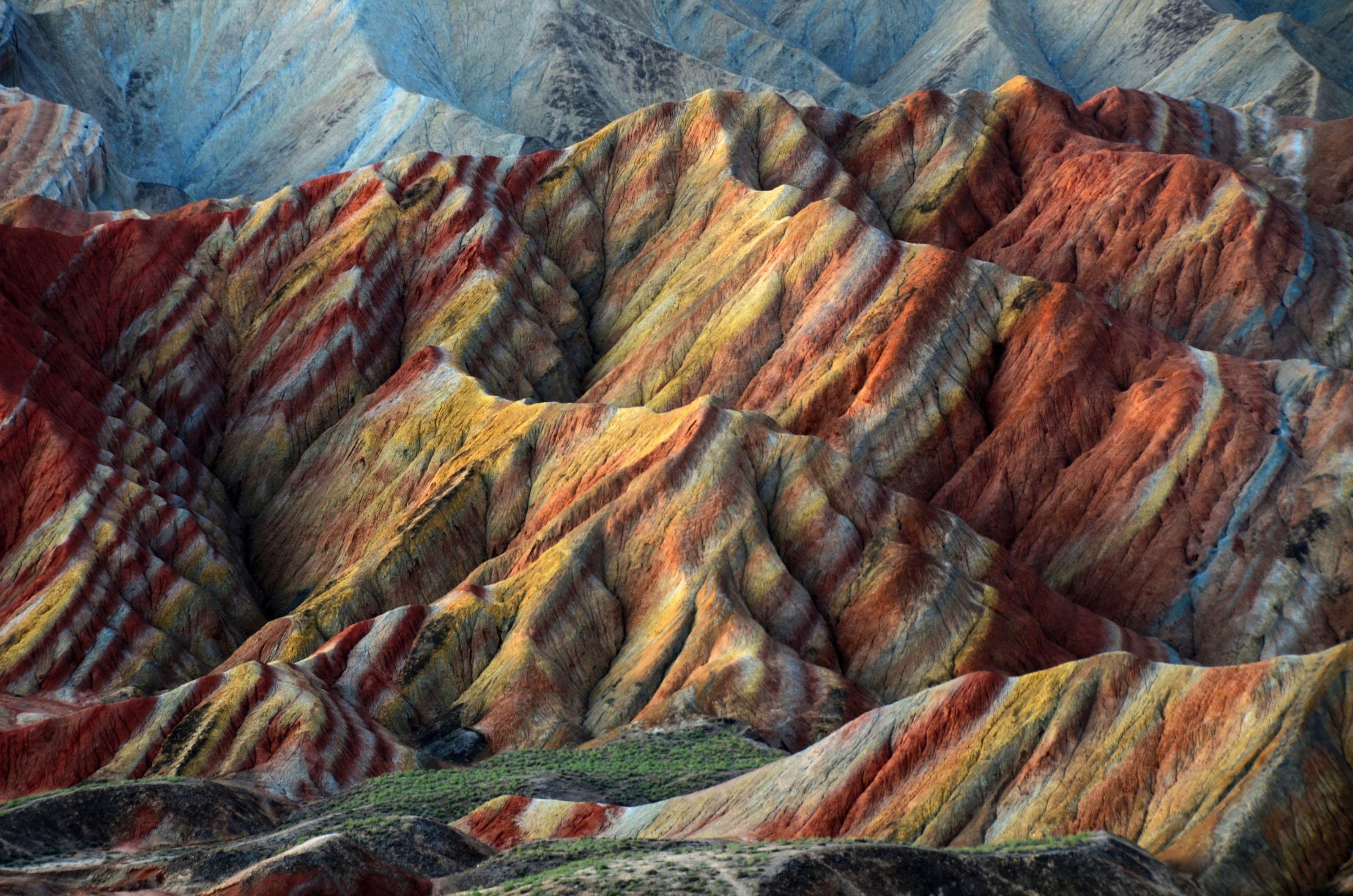 Основные горы китая. Ландшафт Дэнксия Китай. Разноцветные скалы Чжанъе Данься. Ландшафт Дэнксия (Danxia landform), Китай. Чжанъе Данься, Китай.