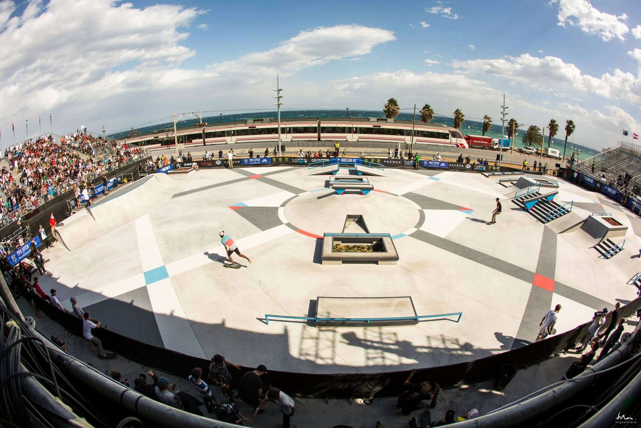 pozo Fonética autor Badalona inaugura Skate Ágora, un skatepark de lujo