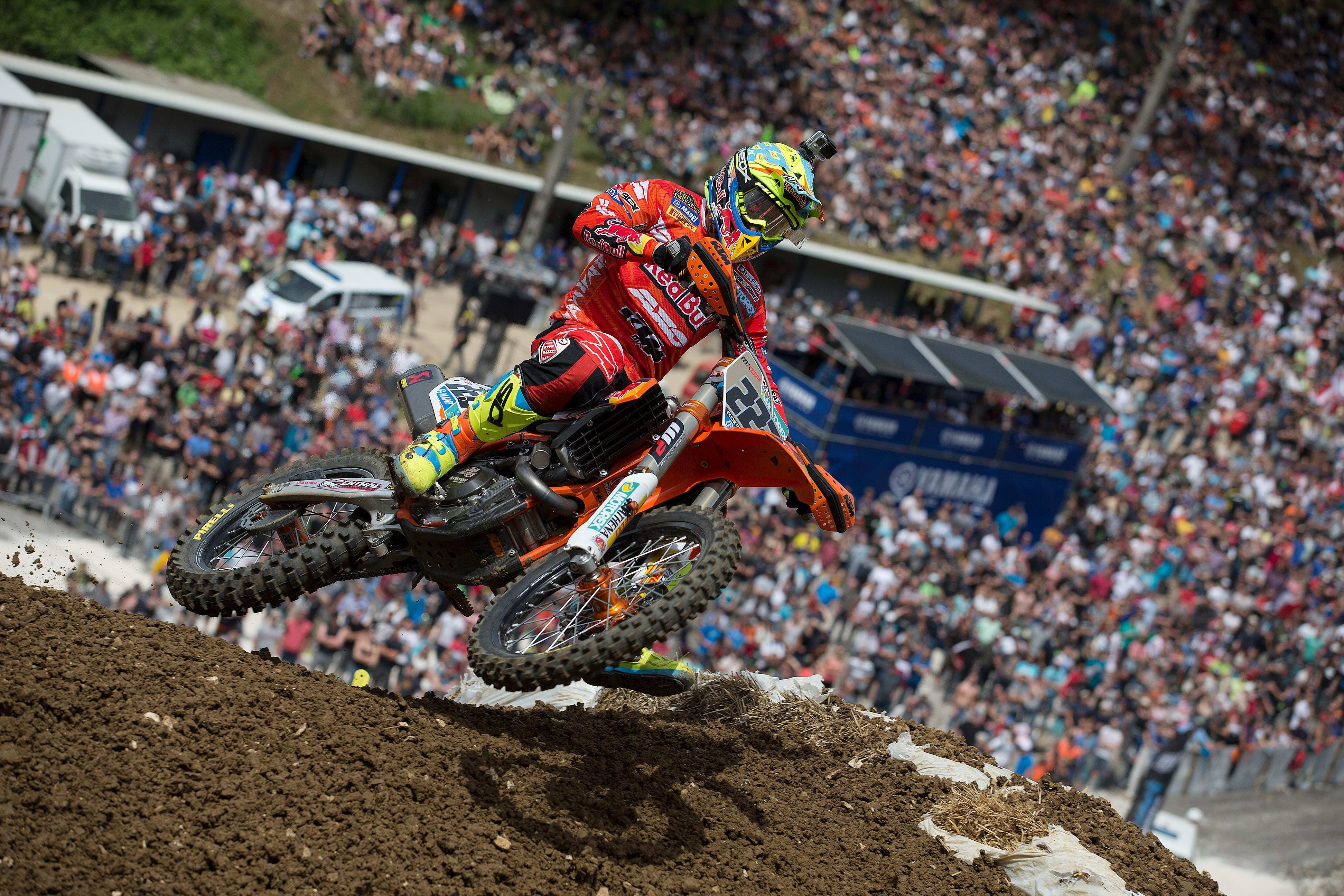 2015 MXGP of France Recap | Cairoli | Nagl | Herlings