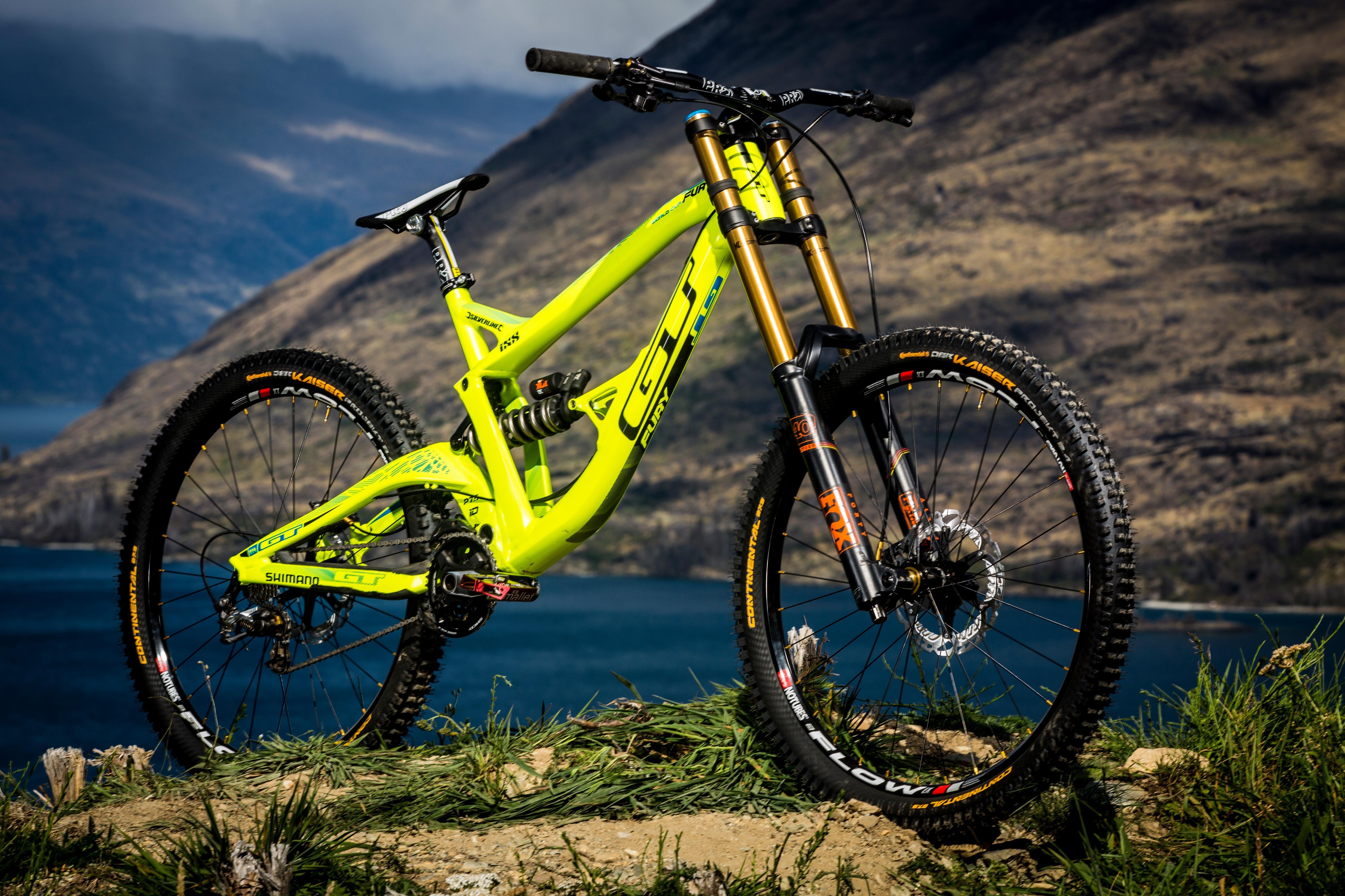 Bike Check Gee Atherton s GT Fury 2015