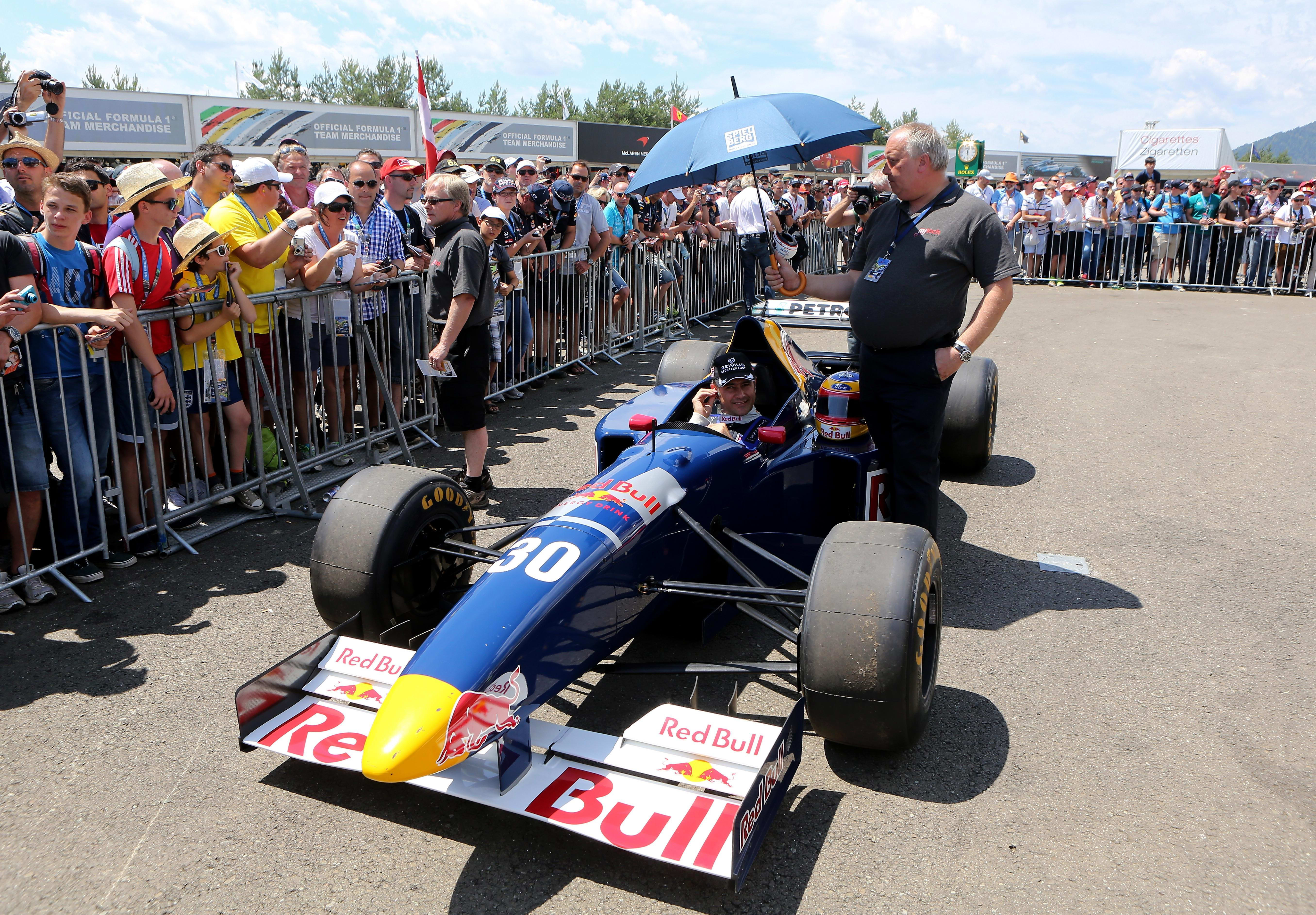 F1 Sauber C14A-01 - Carros de corrida a venda