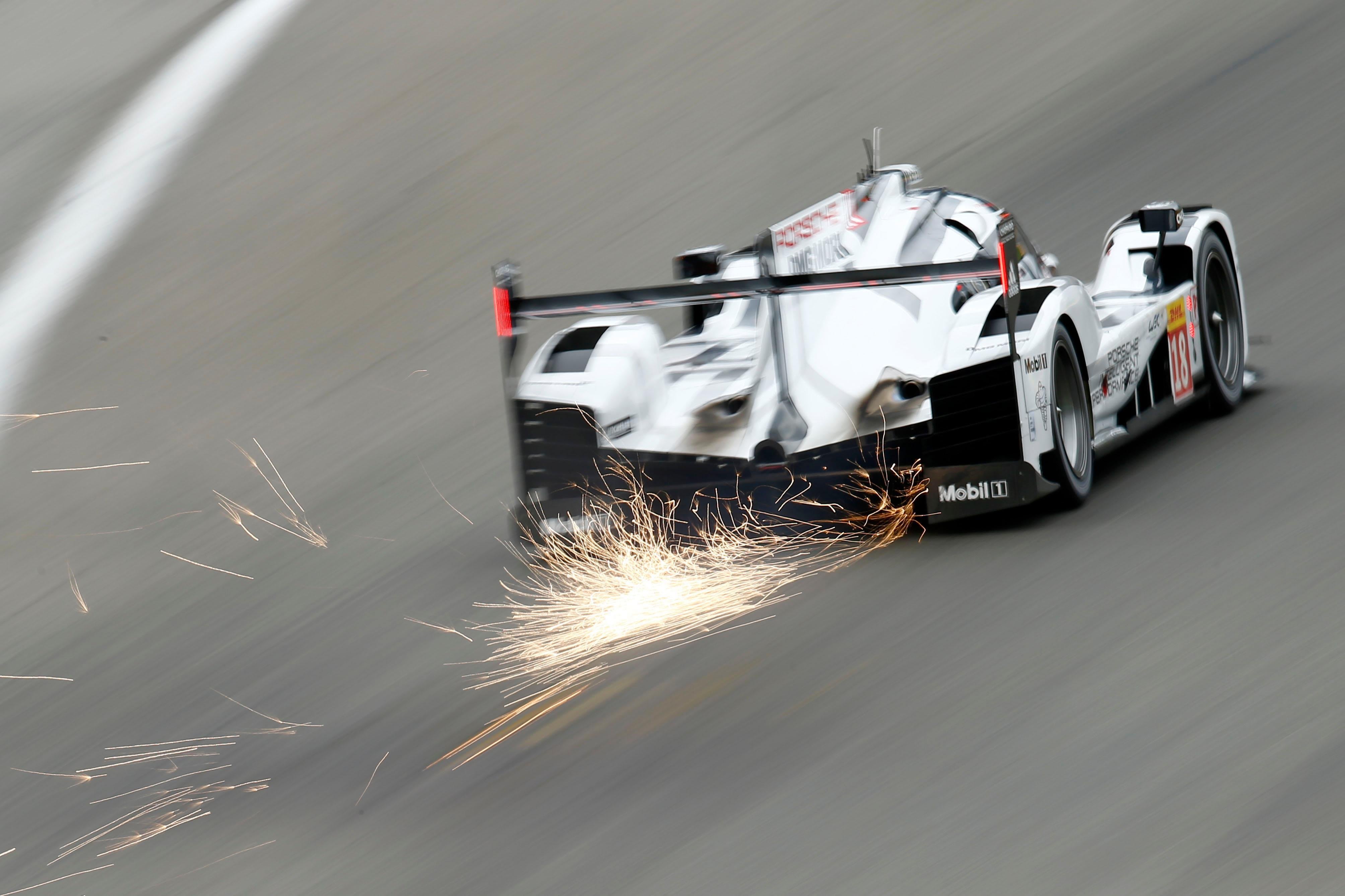 Mark Webber's Porsche wins Shanghai Six Hours to close on WEC