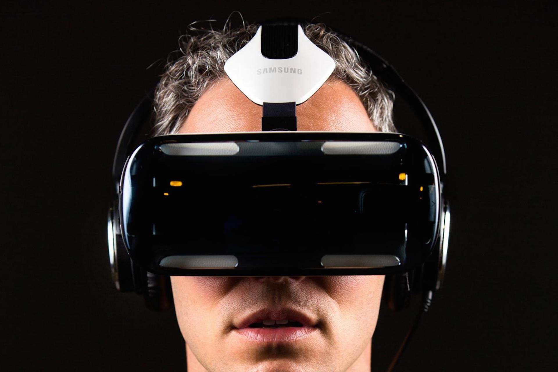 Виртуальный шлем обзор. Виар очки самсунг. Samsung Gear VR (smr322). Huawei vr2 HMD. VR очки Ростех.