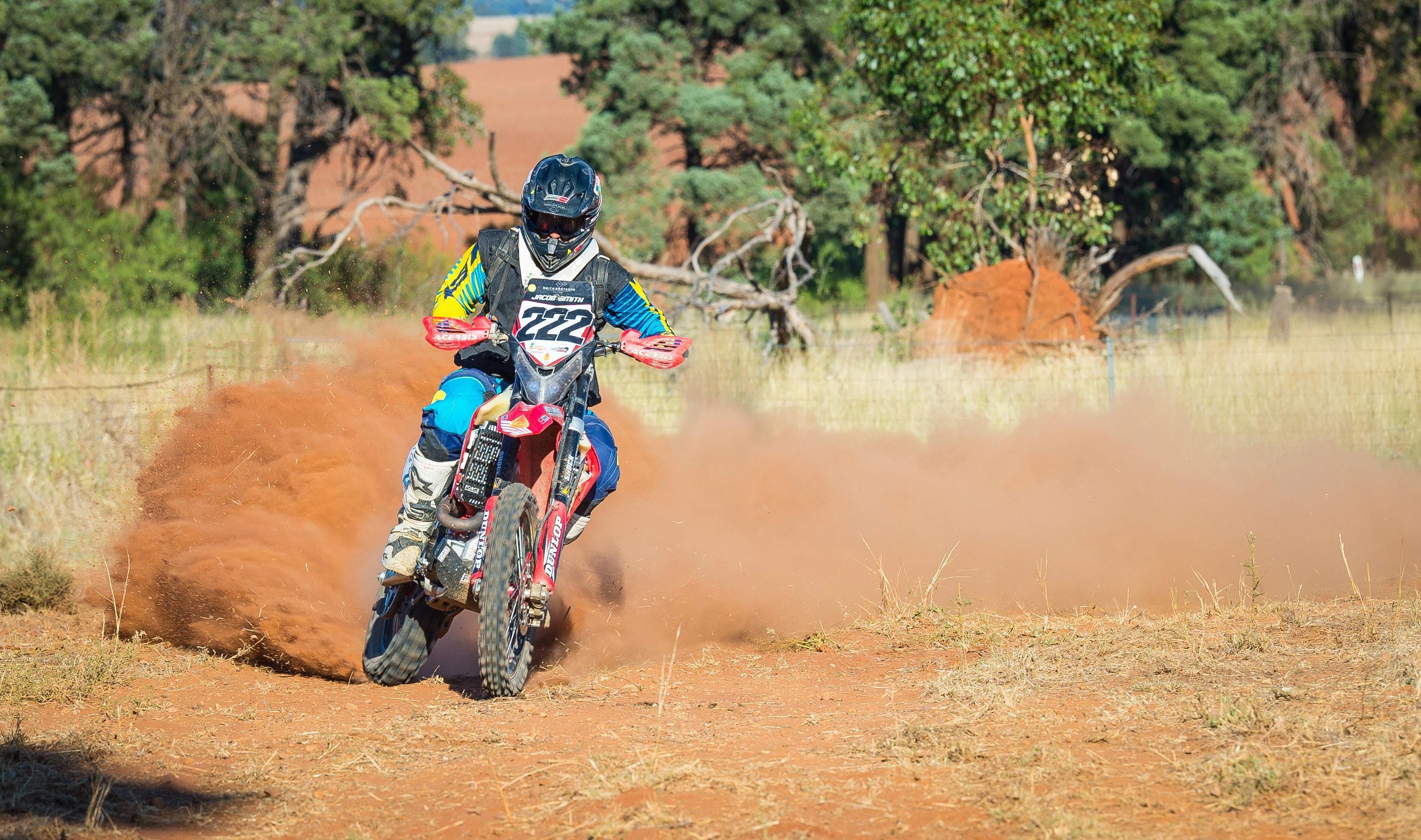 Smith Brothers Racing claims the Condo 750 win