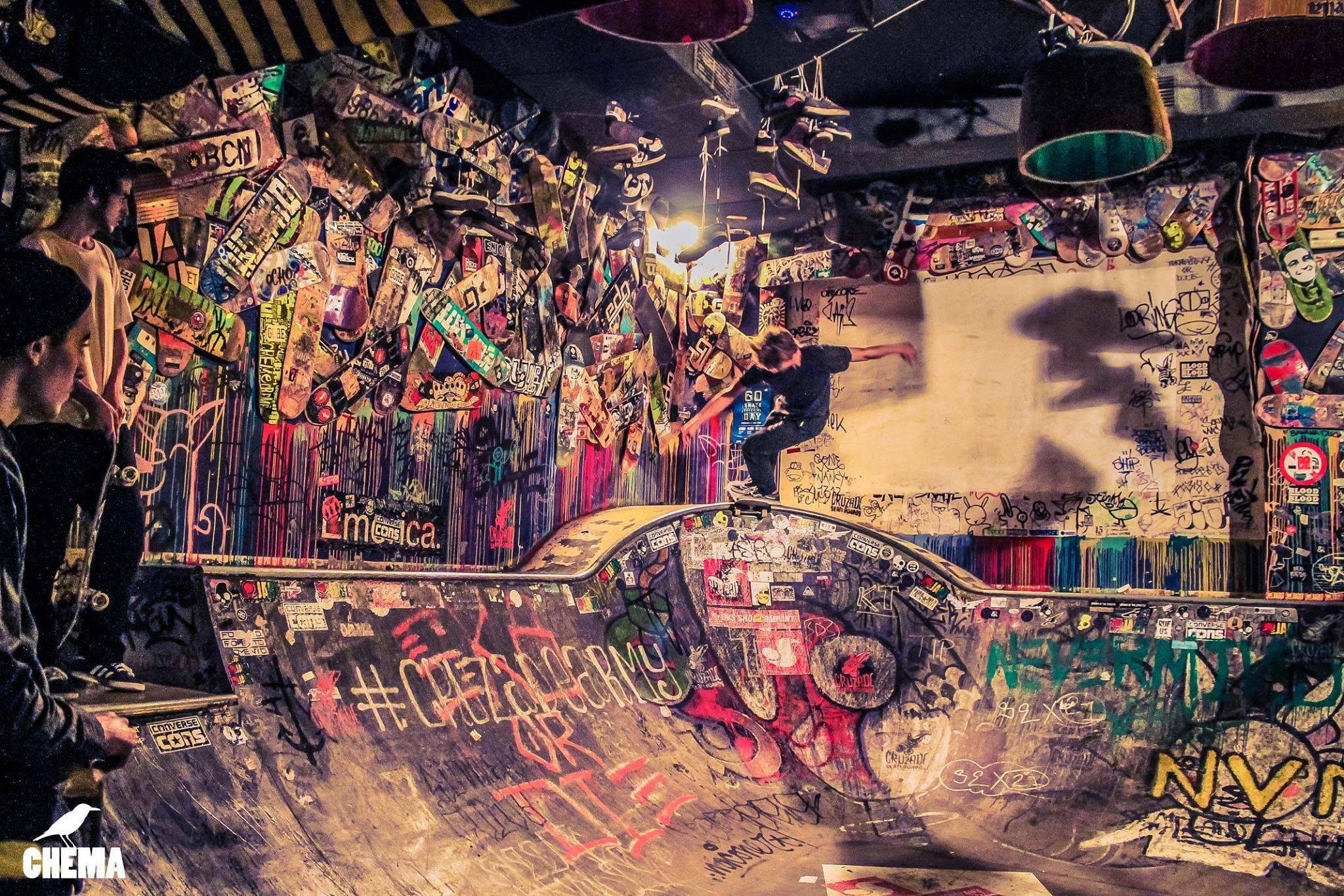 Nevermind, un bar con bowl en Barcelona