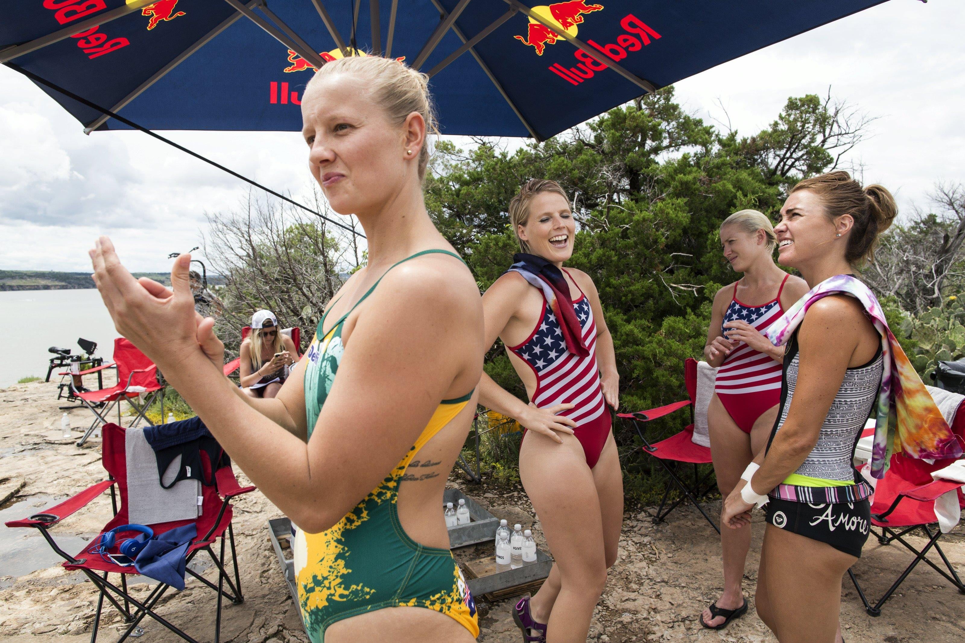 Report results from Red Bull Cliff Diving Texas 2016