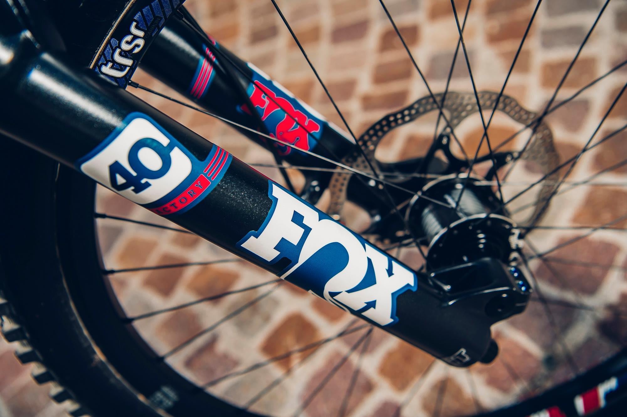 MTB：サスペンション用語 A to Z | ダウンヒル | エンデューロ