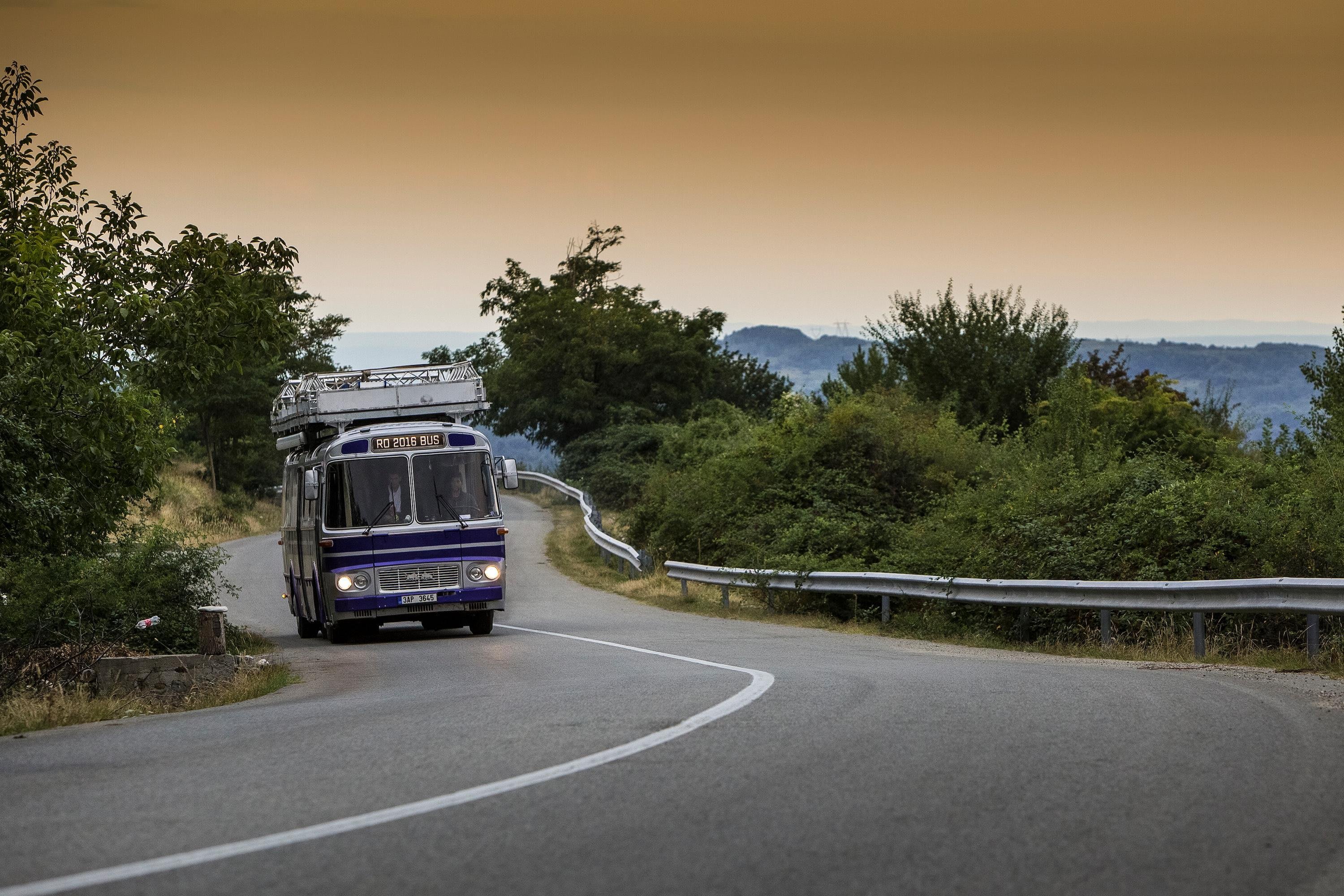 Red Bull Tour Bus v Rumunsku - Subcarpati kapela
