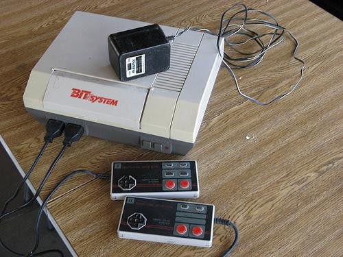 Videogame Famicom Clone 260 Jogos Na Memória Completo.