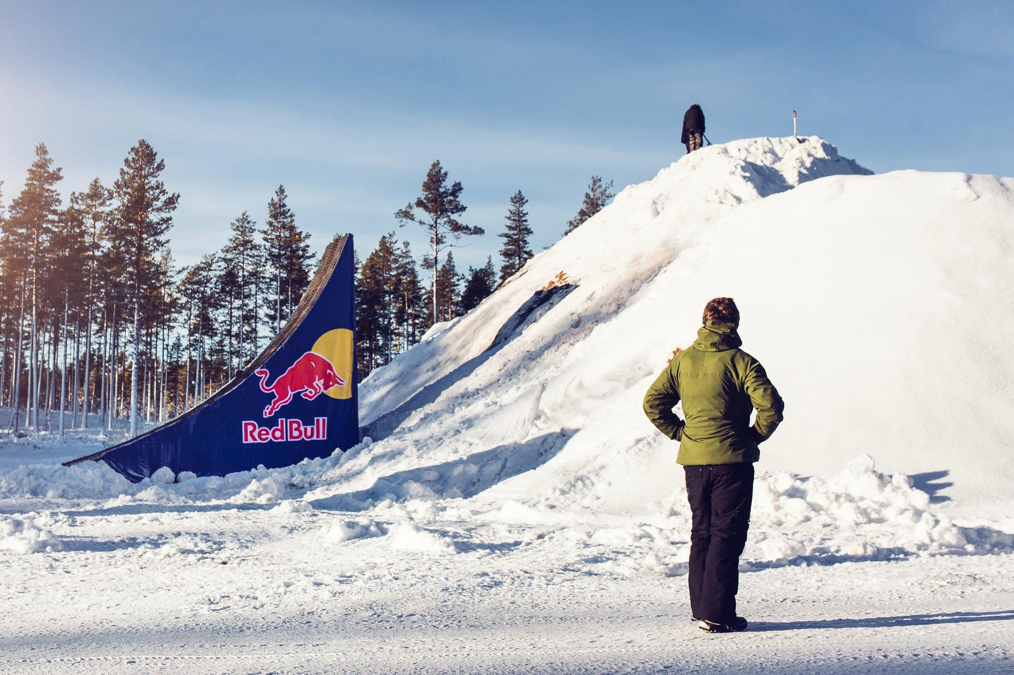世界初！ スノーモービルでダブルバックフリップ！ | Snow