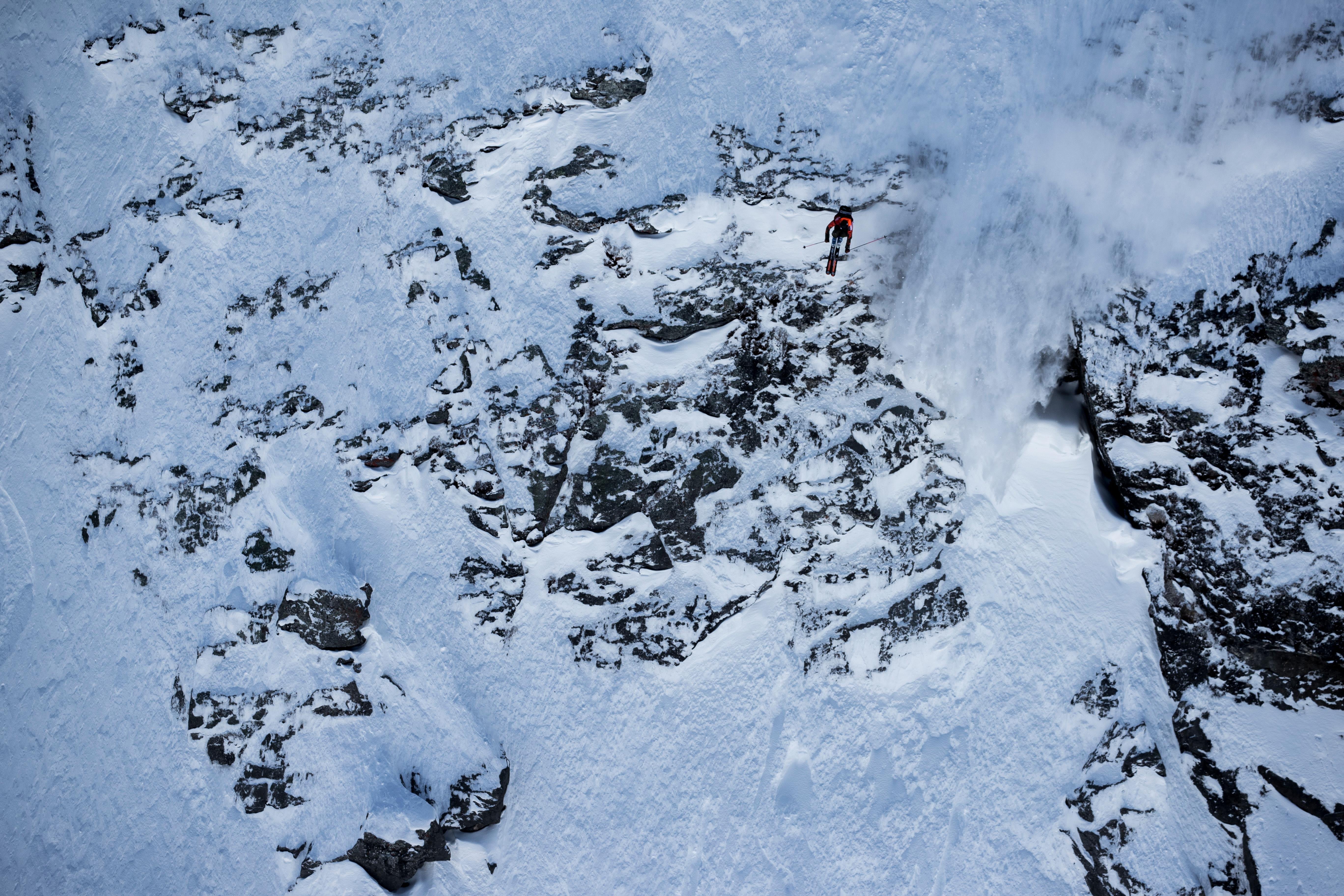 The best tips for dropping cliffs this winter