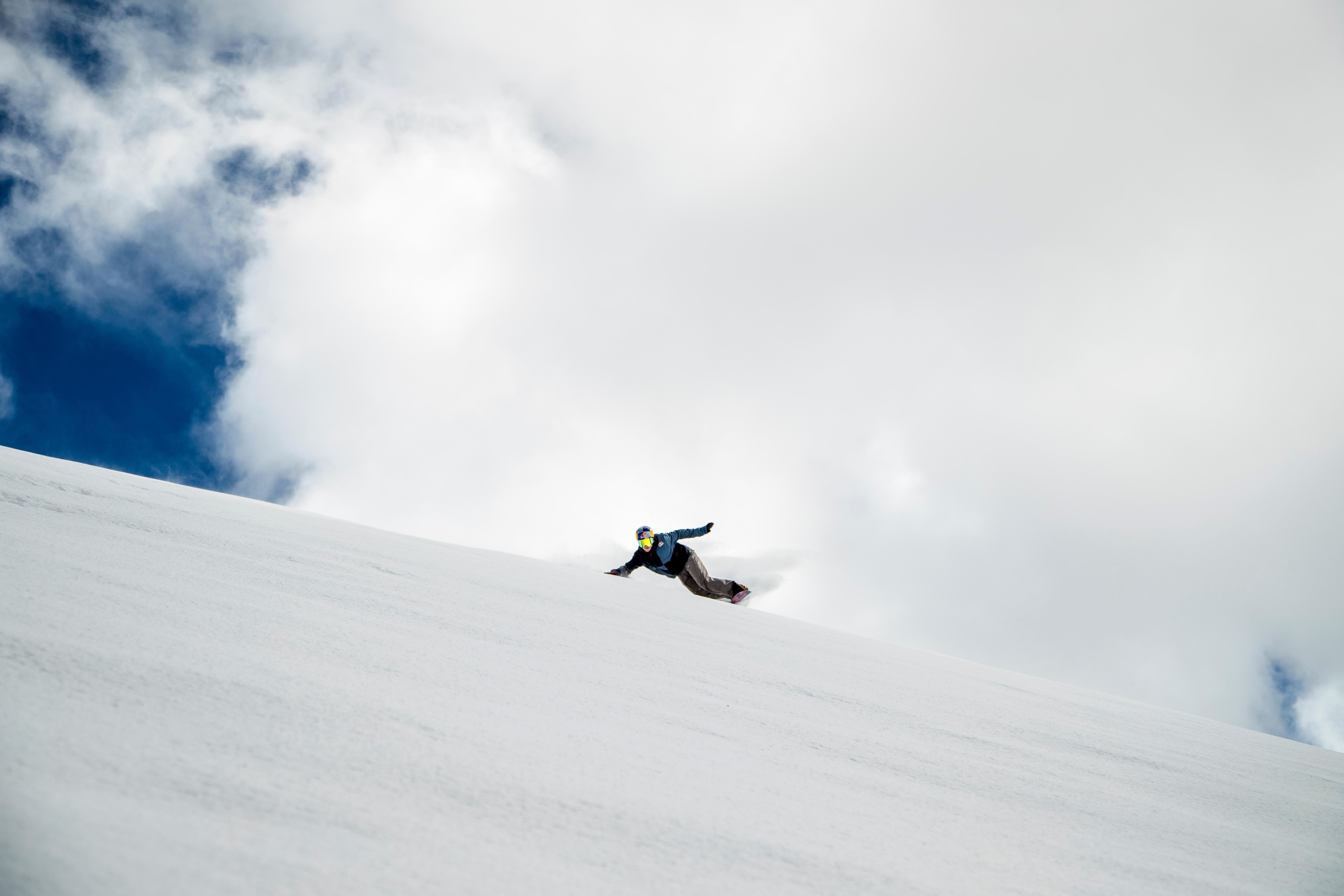 Lyon Farrell, Hawaii's Pro Snowboarder Red Bull Snow
