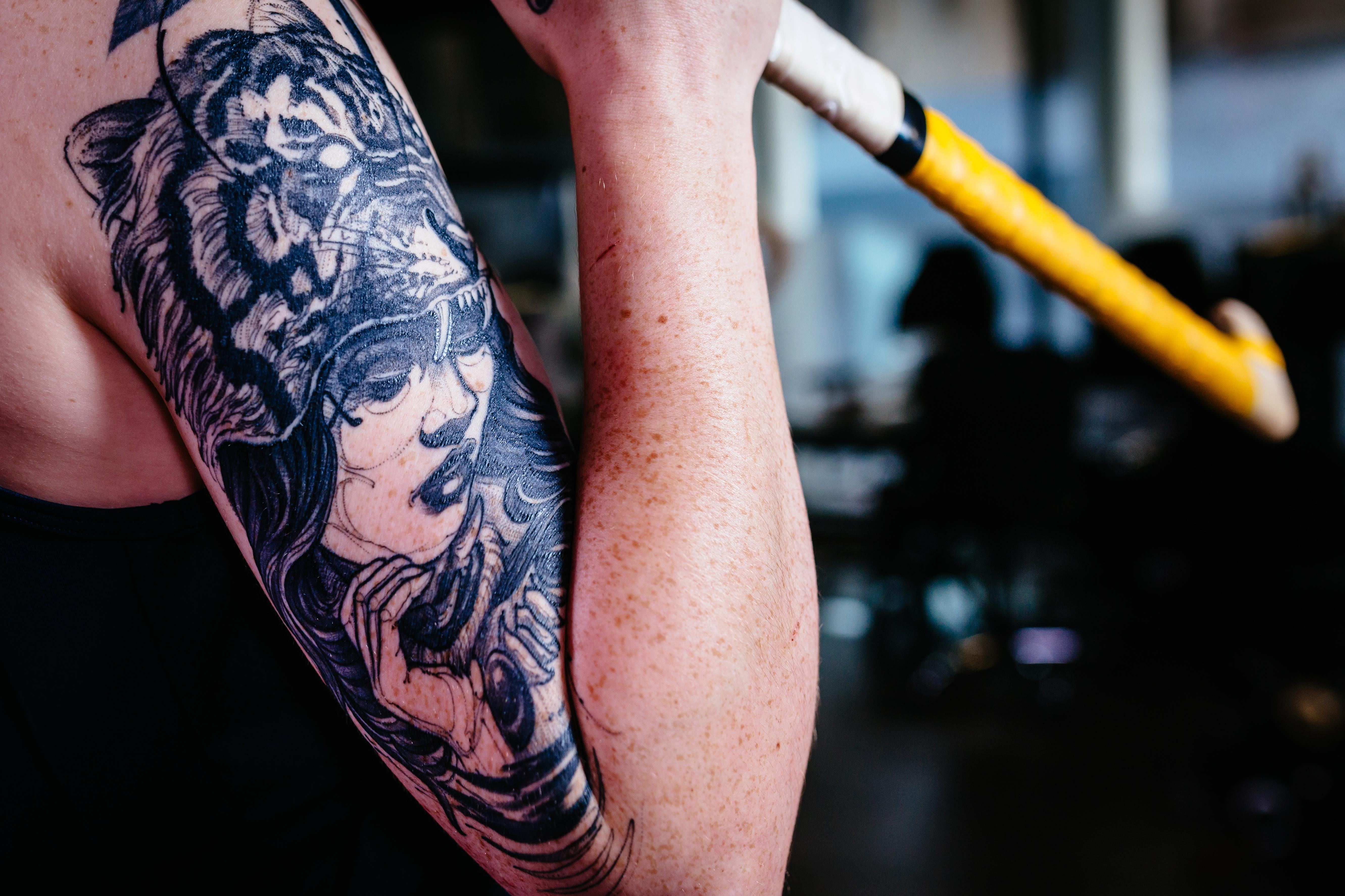 Pat Thompson  Tattoo Artist Newcastle  2012 Tattoo Company