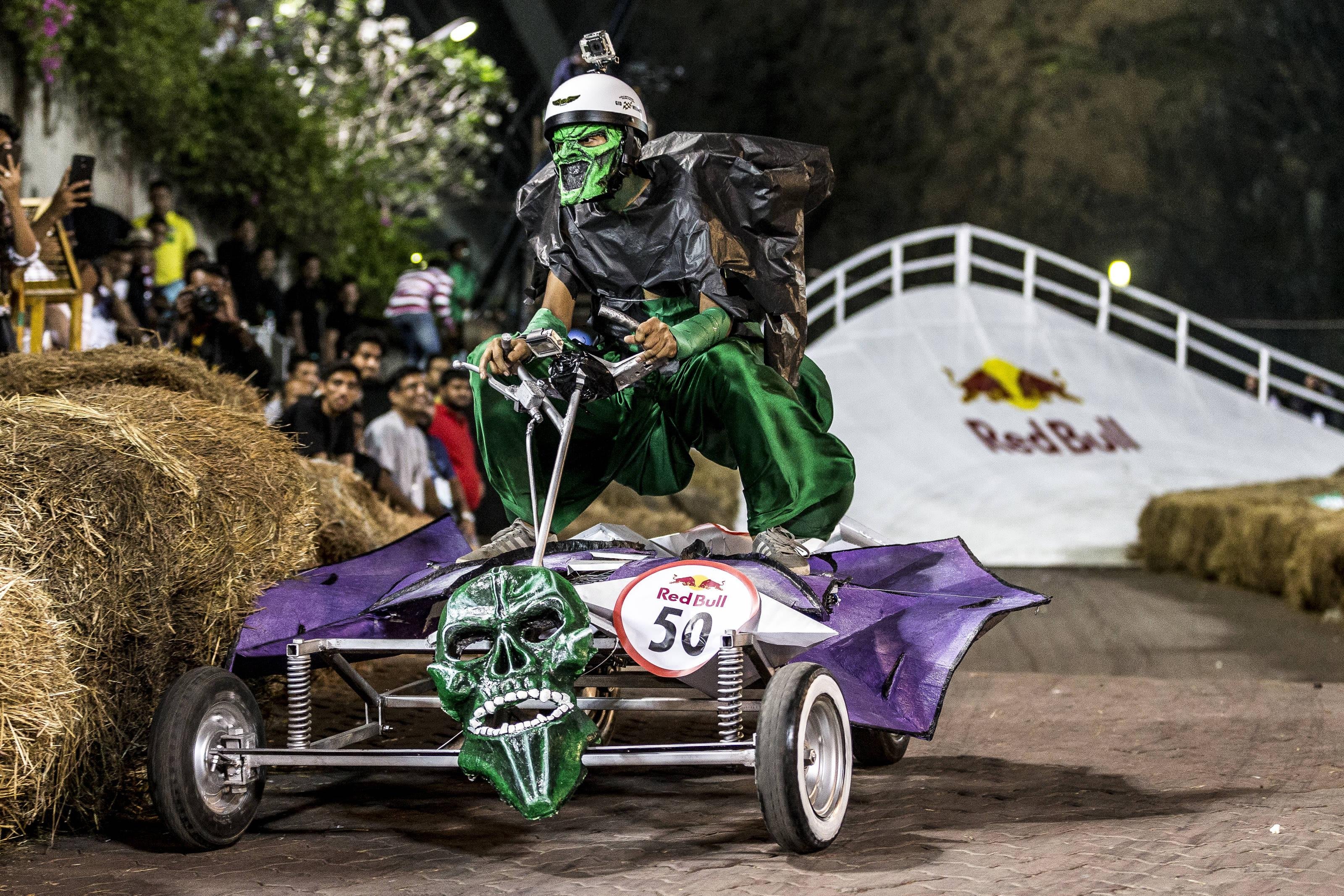 Загляни в календарь Red Bull Soapbox Race