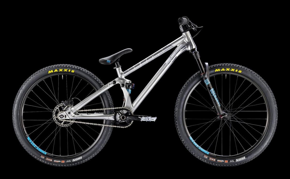 dirt slopestyle bike