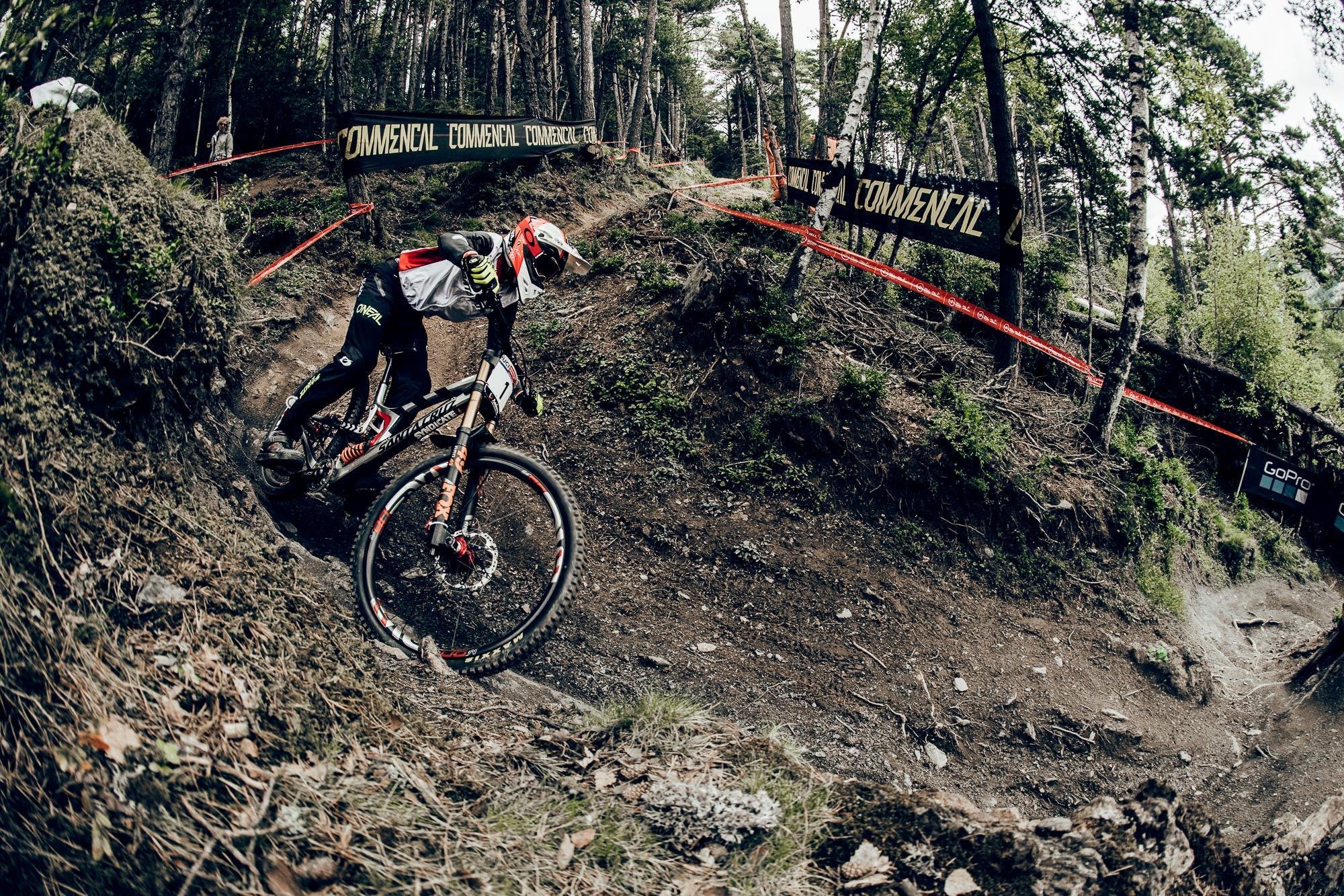 Vallnord DH World Cup 2017 Qualifying results +video+