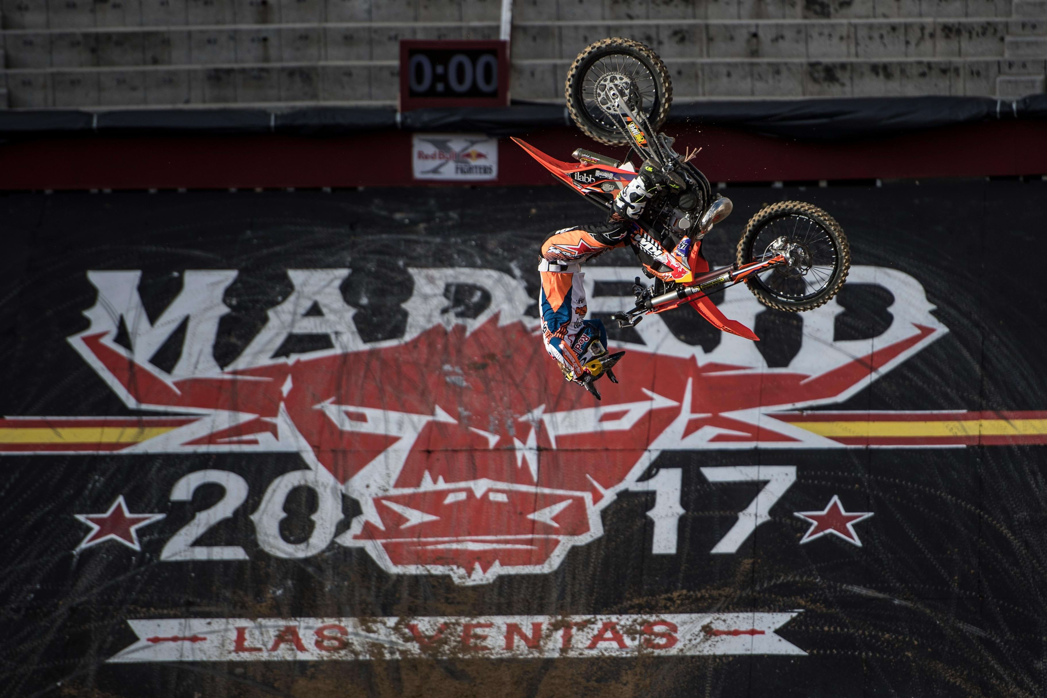 Sherwood wins Madrid Red Bull X-Fighters