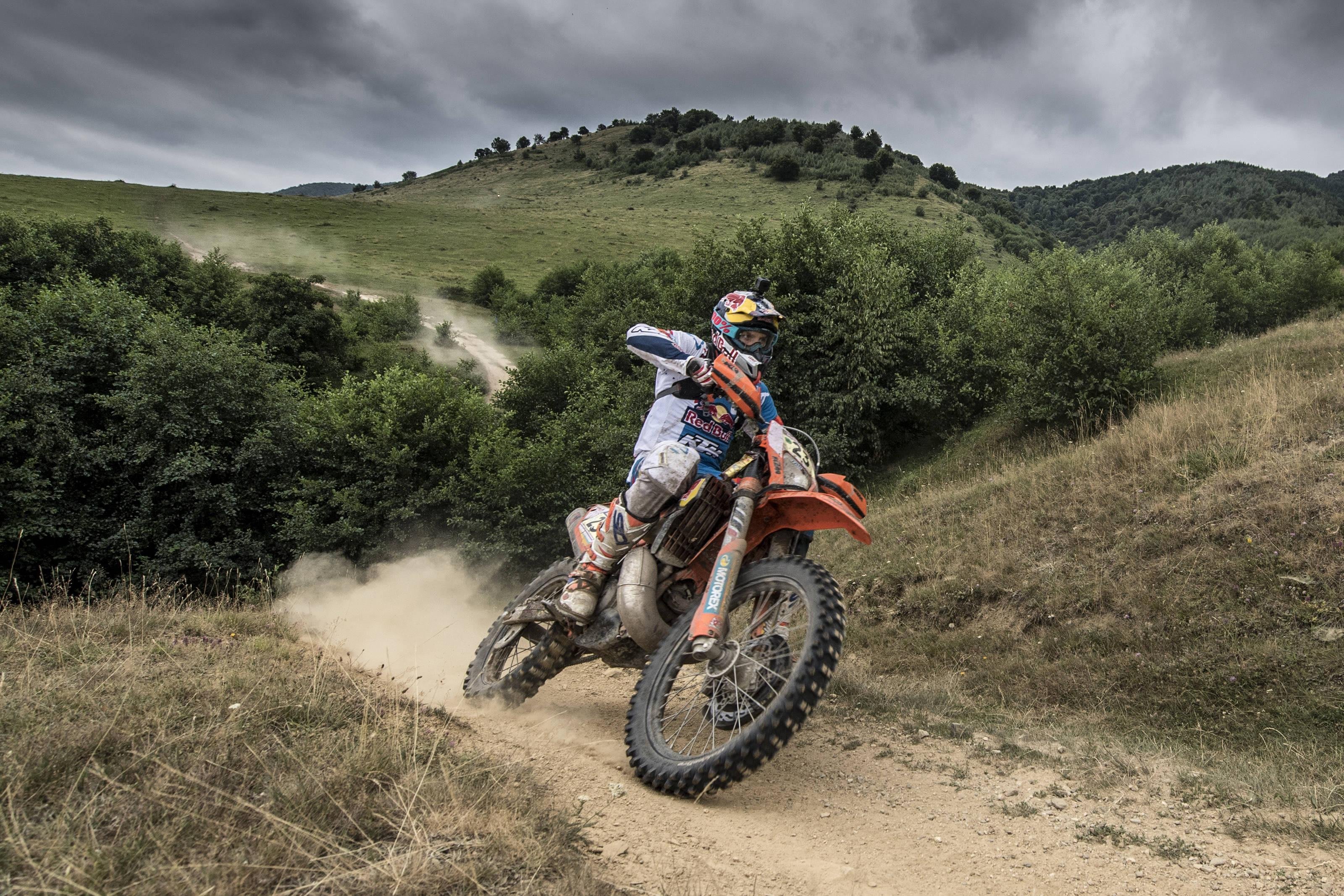 Hard enduro