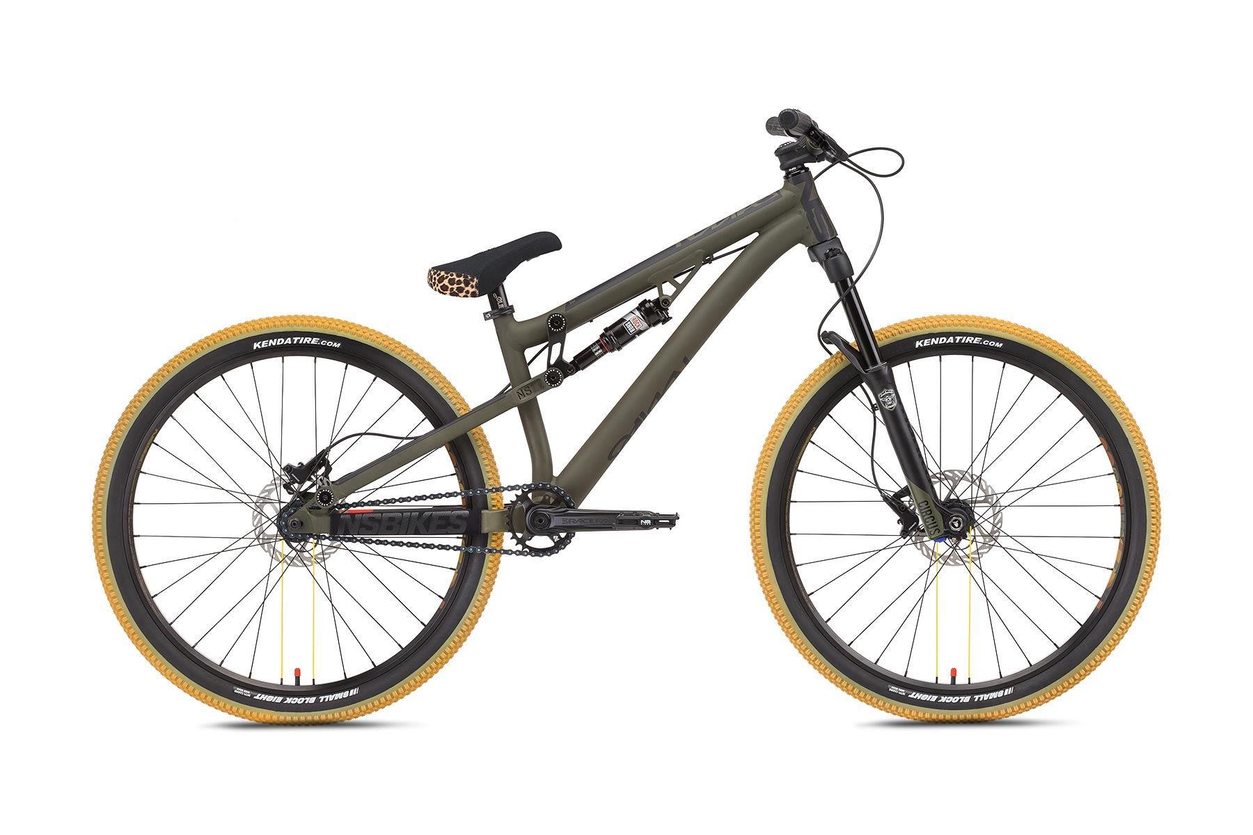 dirt slopestyle bike