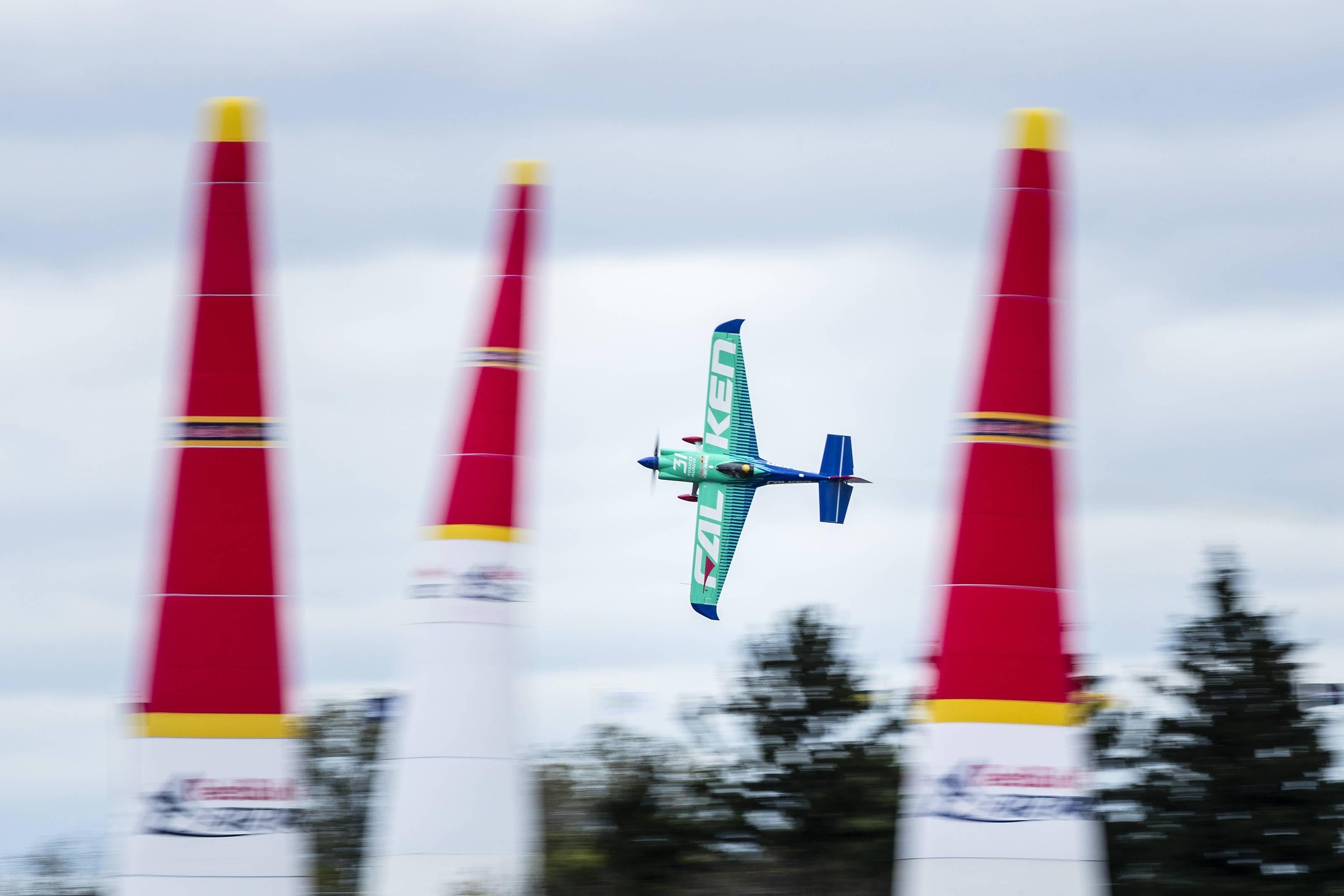 Red Bull Air Race 2017|回顧録|王座を決めた「あの奇跡」のヒミツ| 室