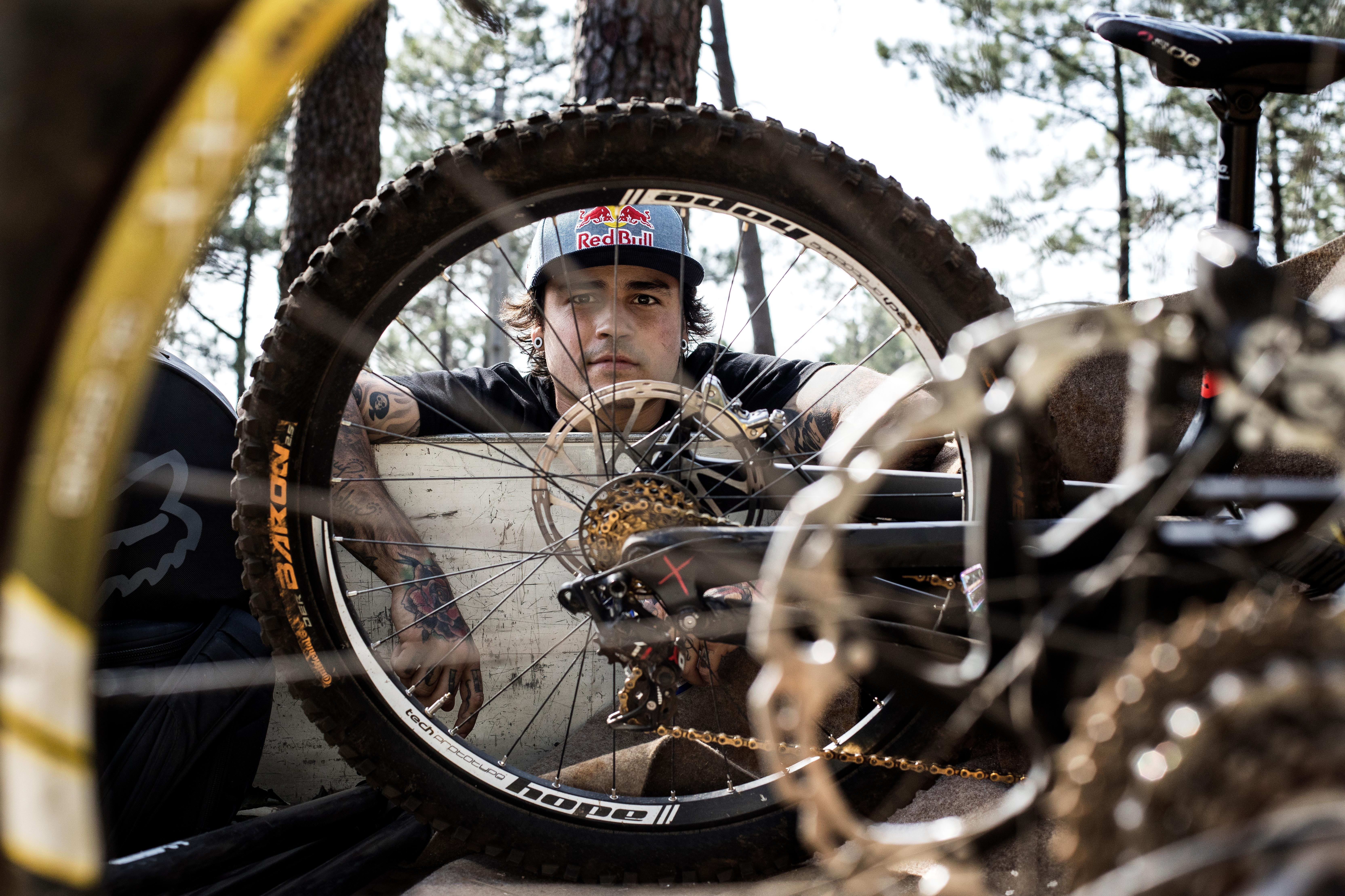 mountain bike spokes