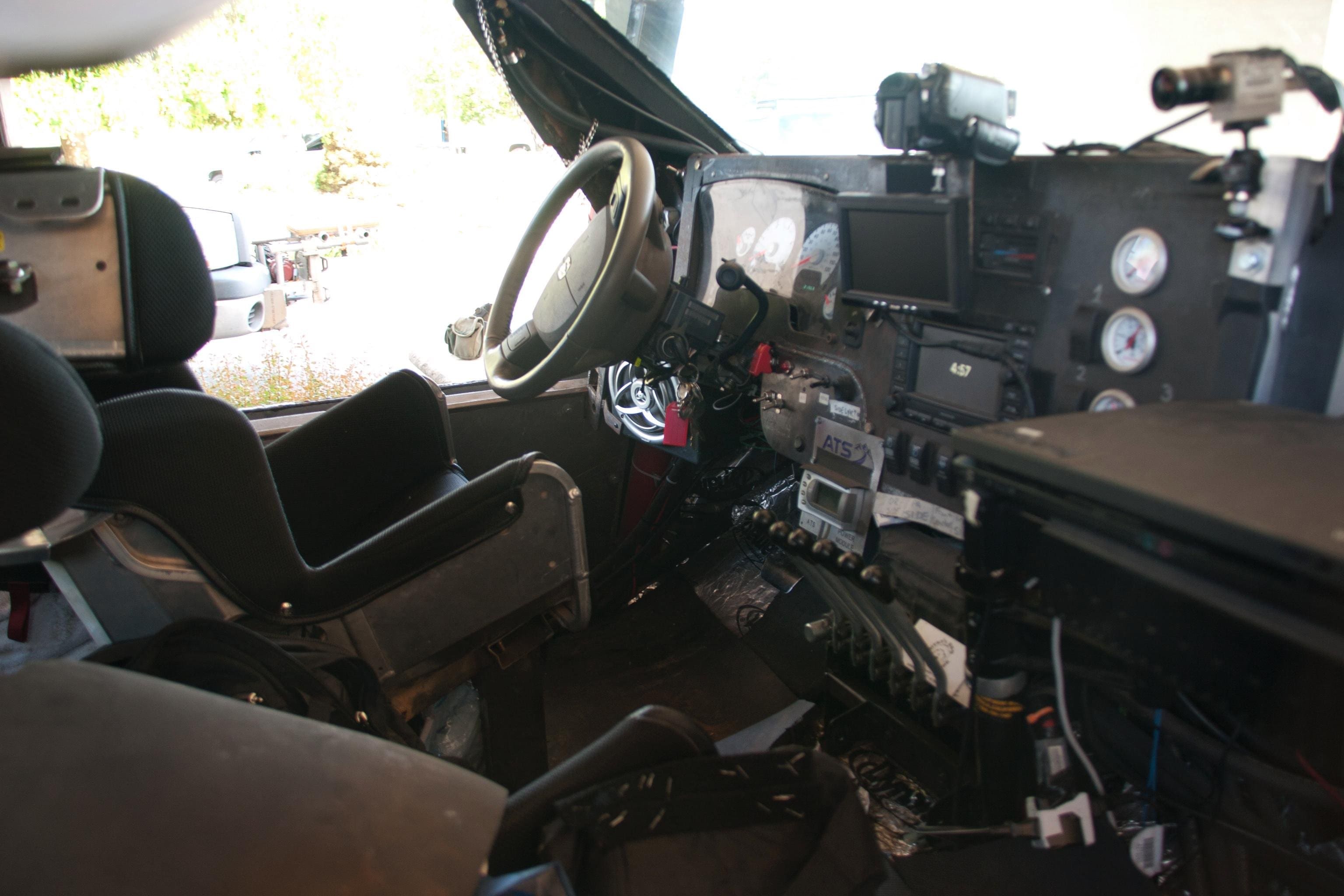 Tornado chasers' truck shoots Imax from inside storms (photos) - CNET