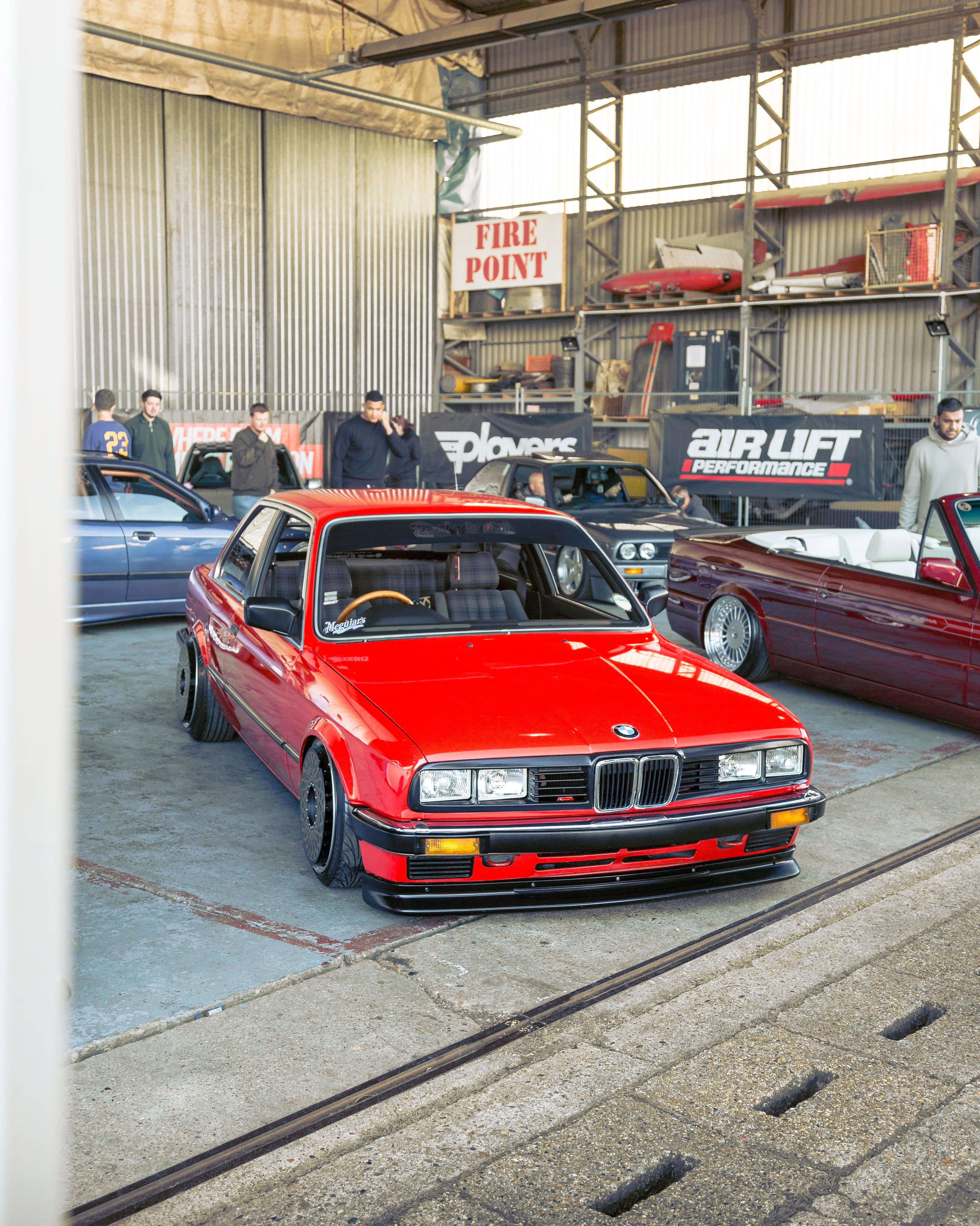 How to modify a classic BMW E30: Find out how he did it