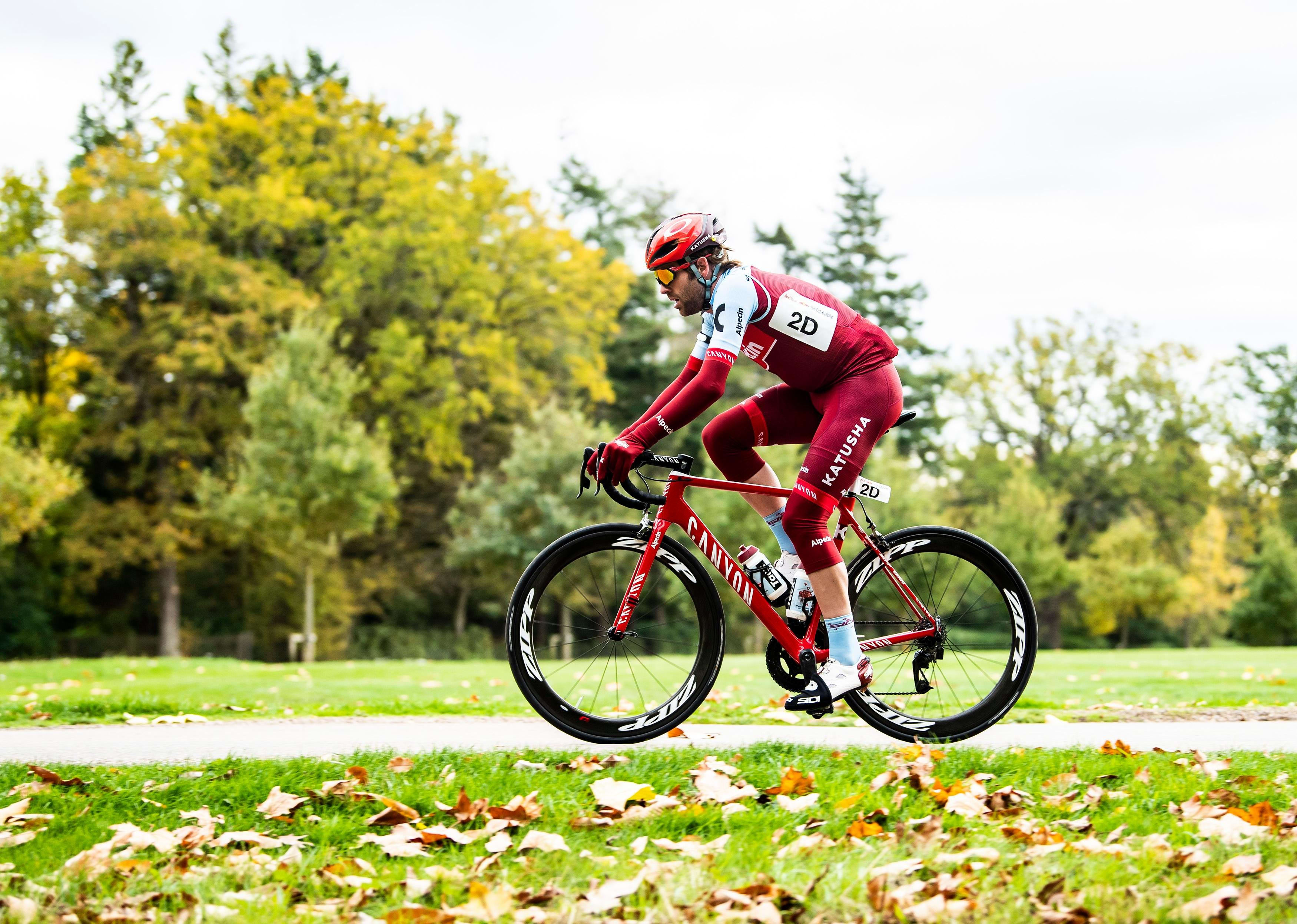 Proper Body Position on a Road Bike