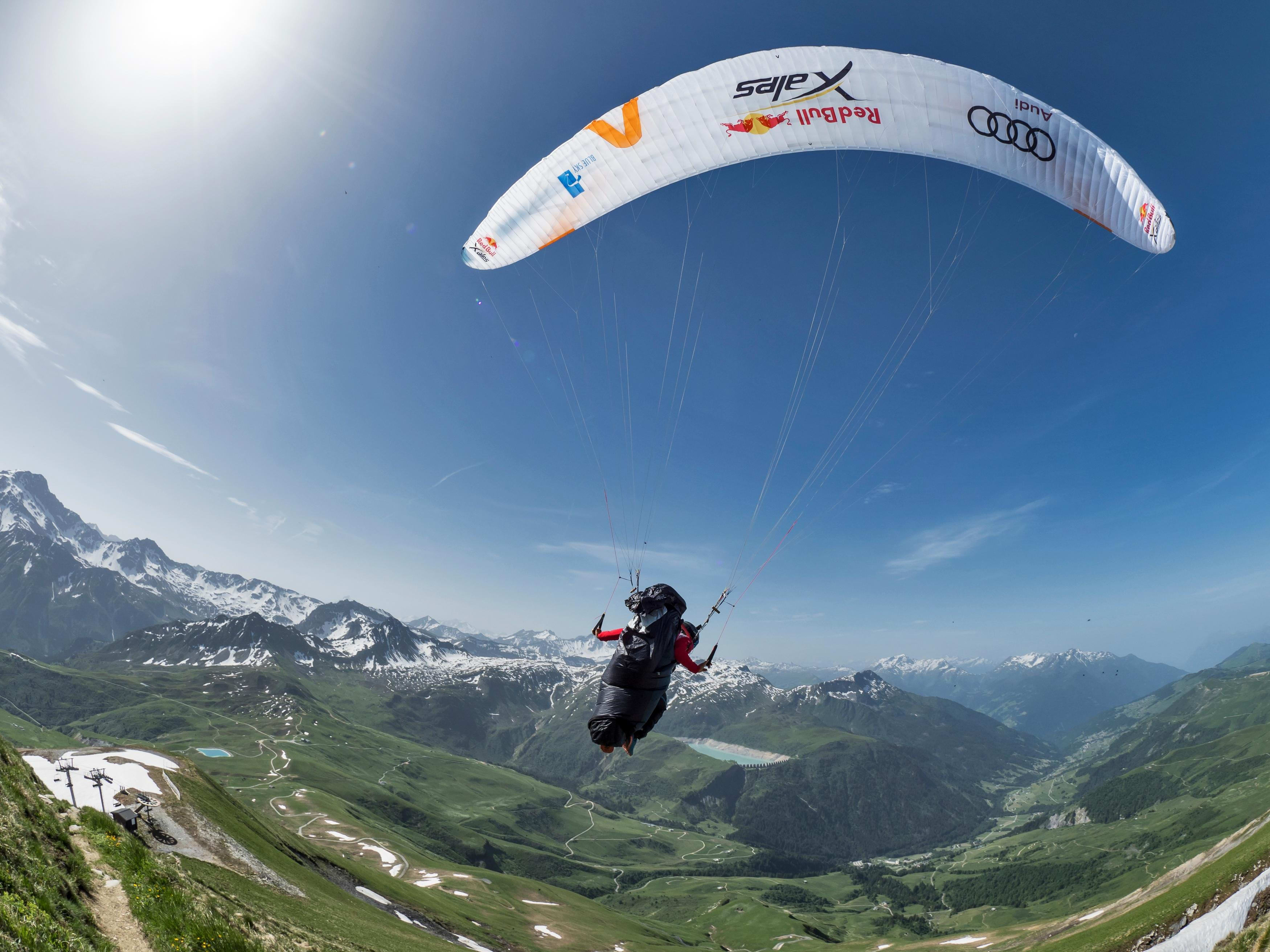 Red Bull X Alps 19 クリスチャン マウラーが6連覇 アドベンチャーレース