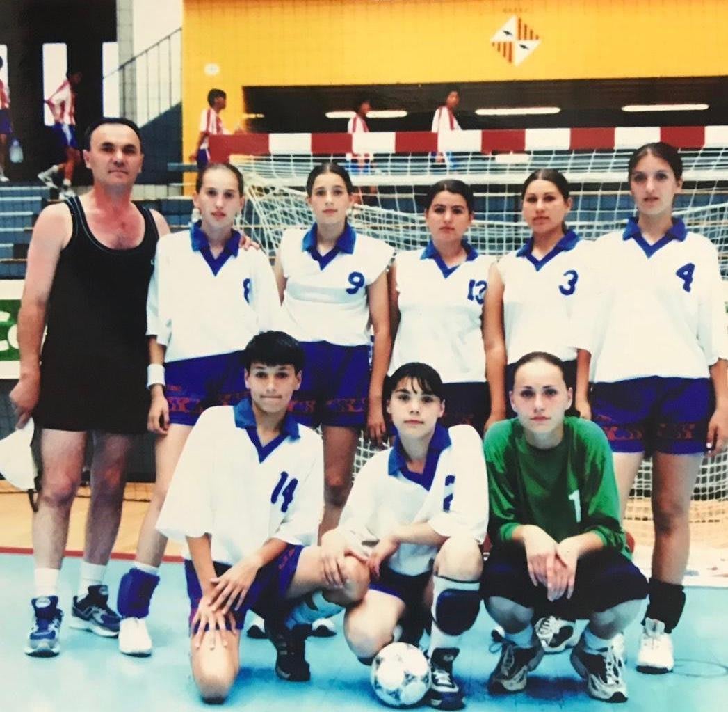 Cristina Neagu Un 8 De Neoprit