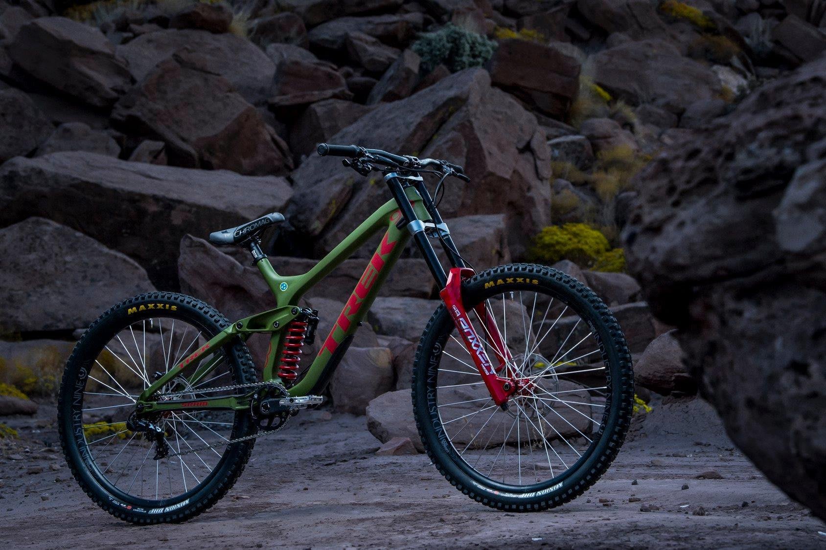 red bull rampage 2019 bikes