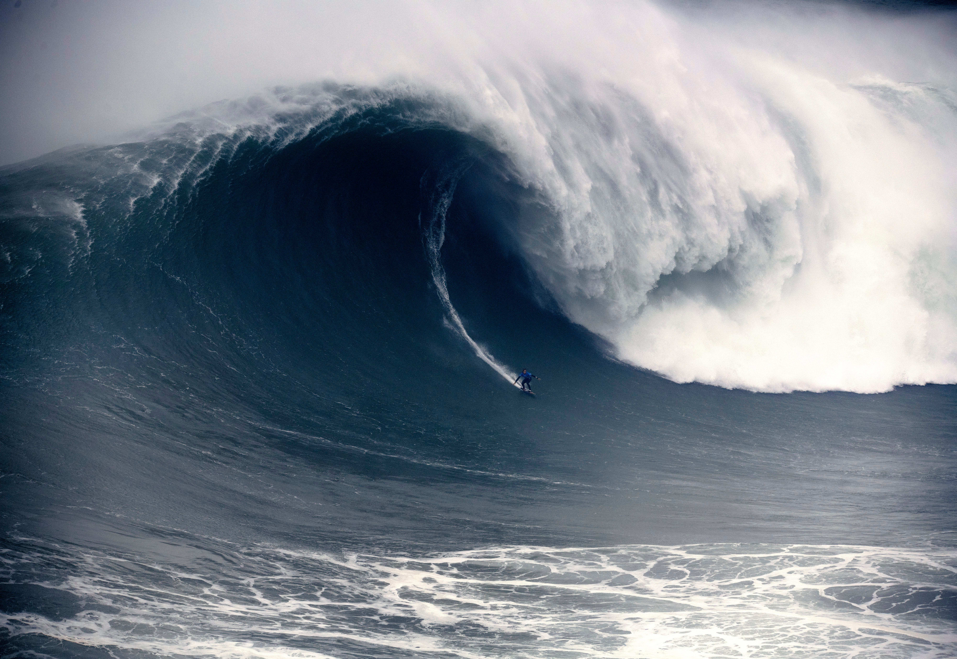 Kai lenny big wave