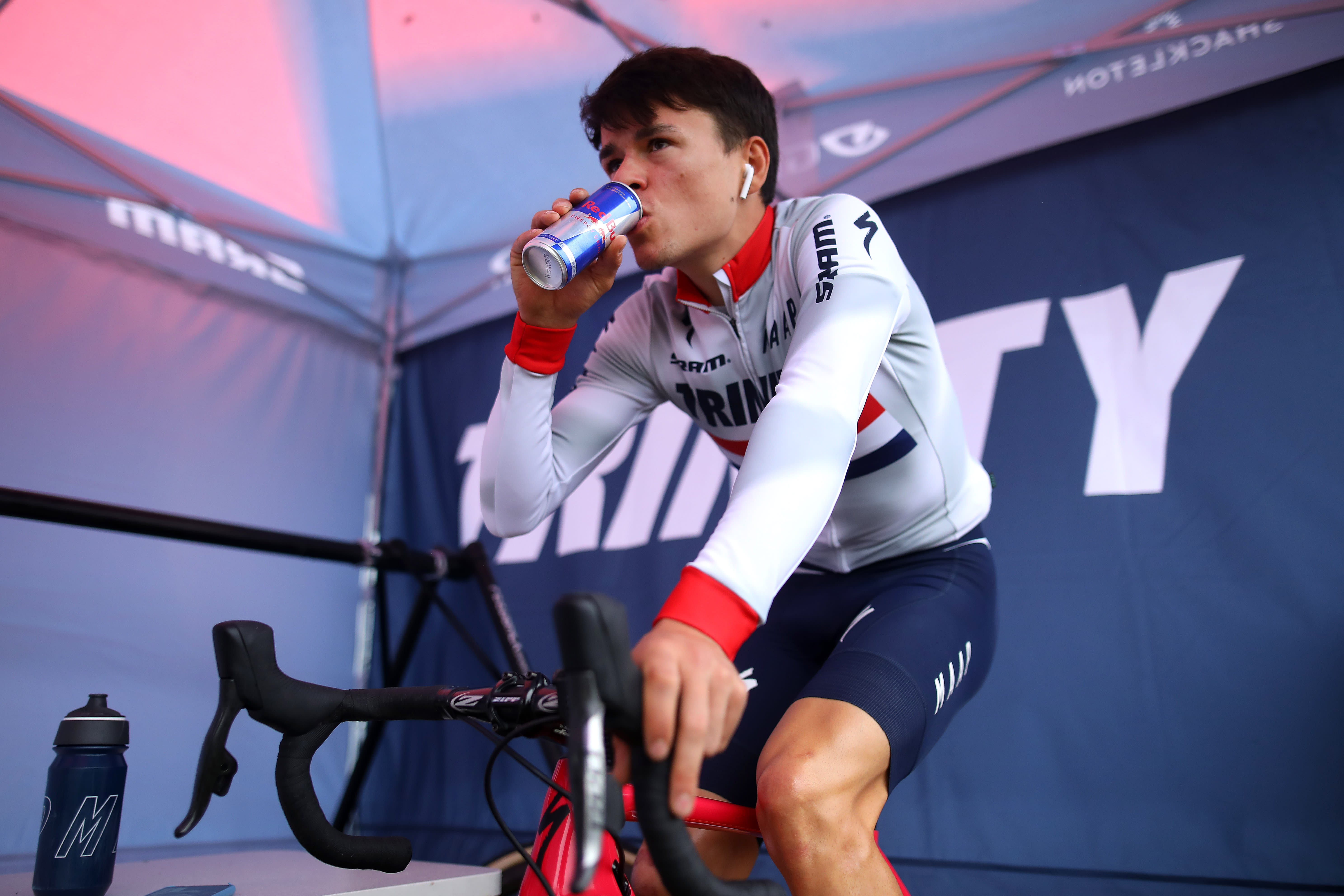 Nutrition For Cyclists Tom Pidcock S Fuelling Tips