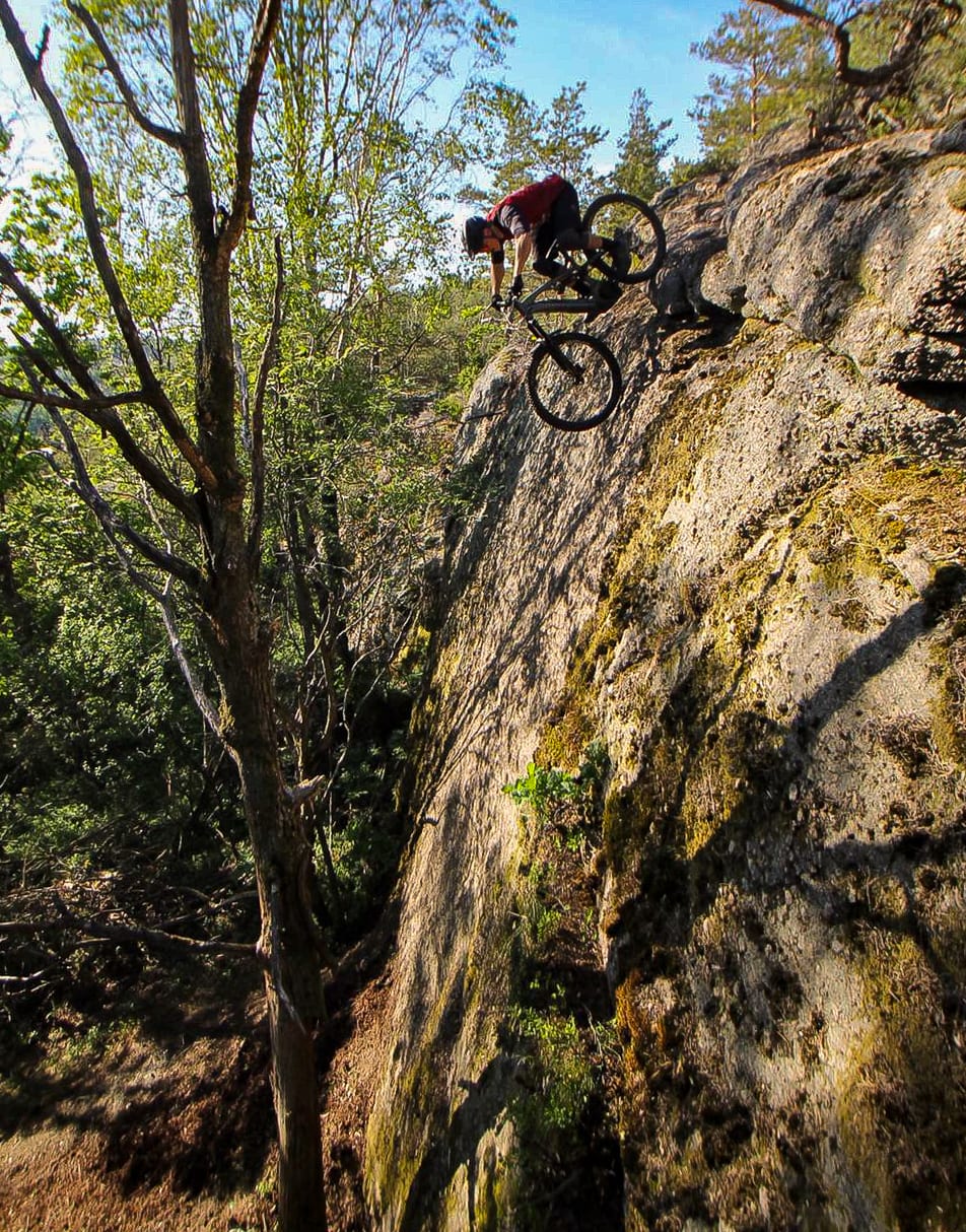 Black diamond mountain bike trail online