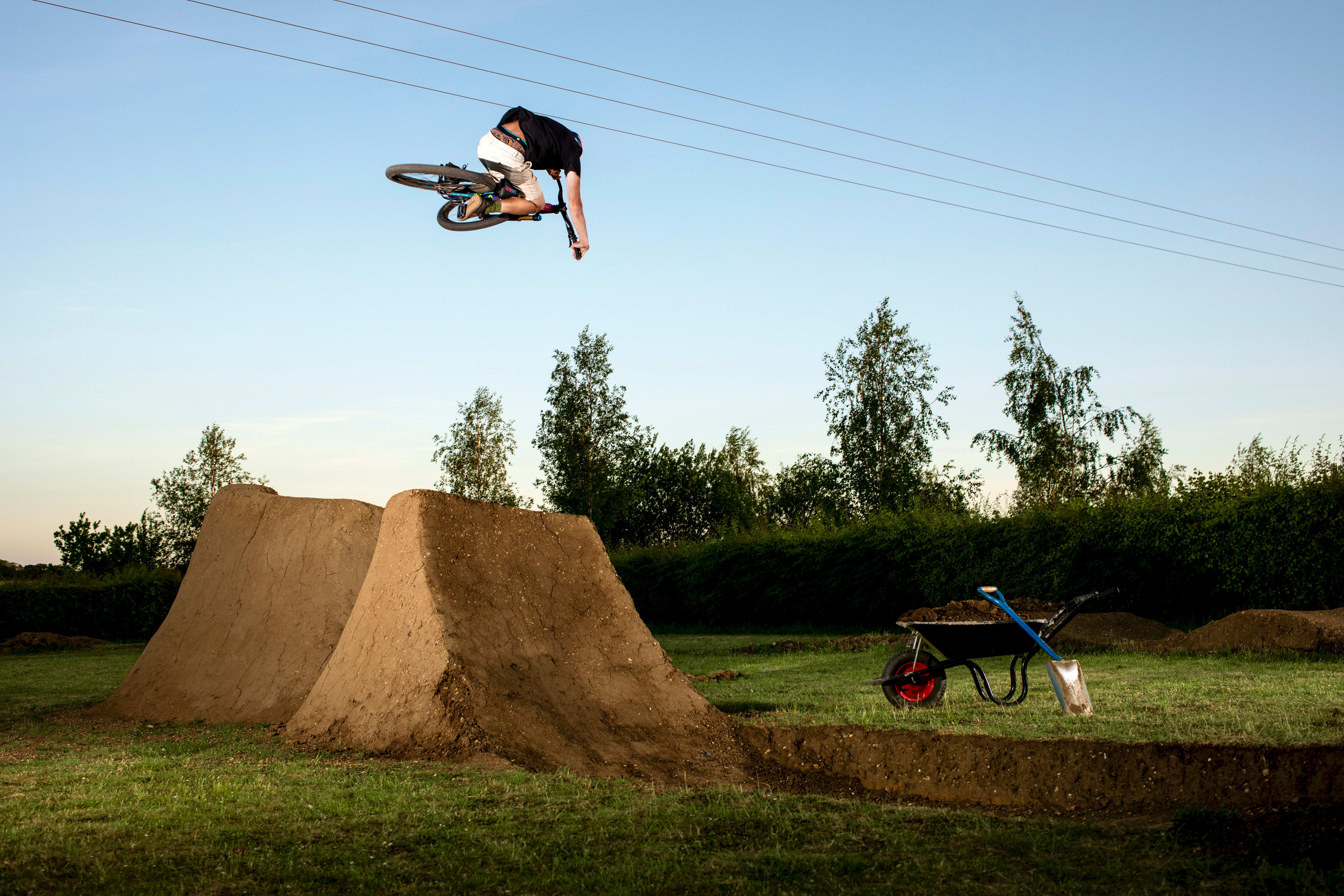 Backyard mtb jumps online