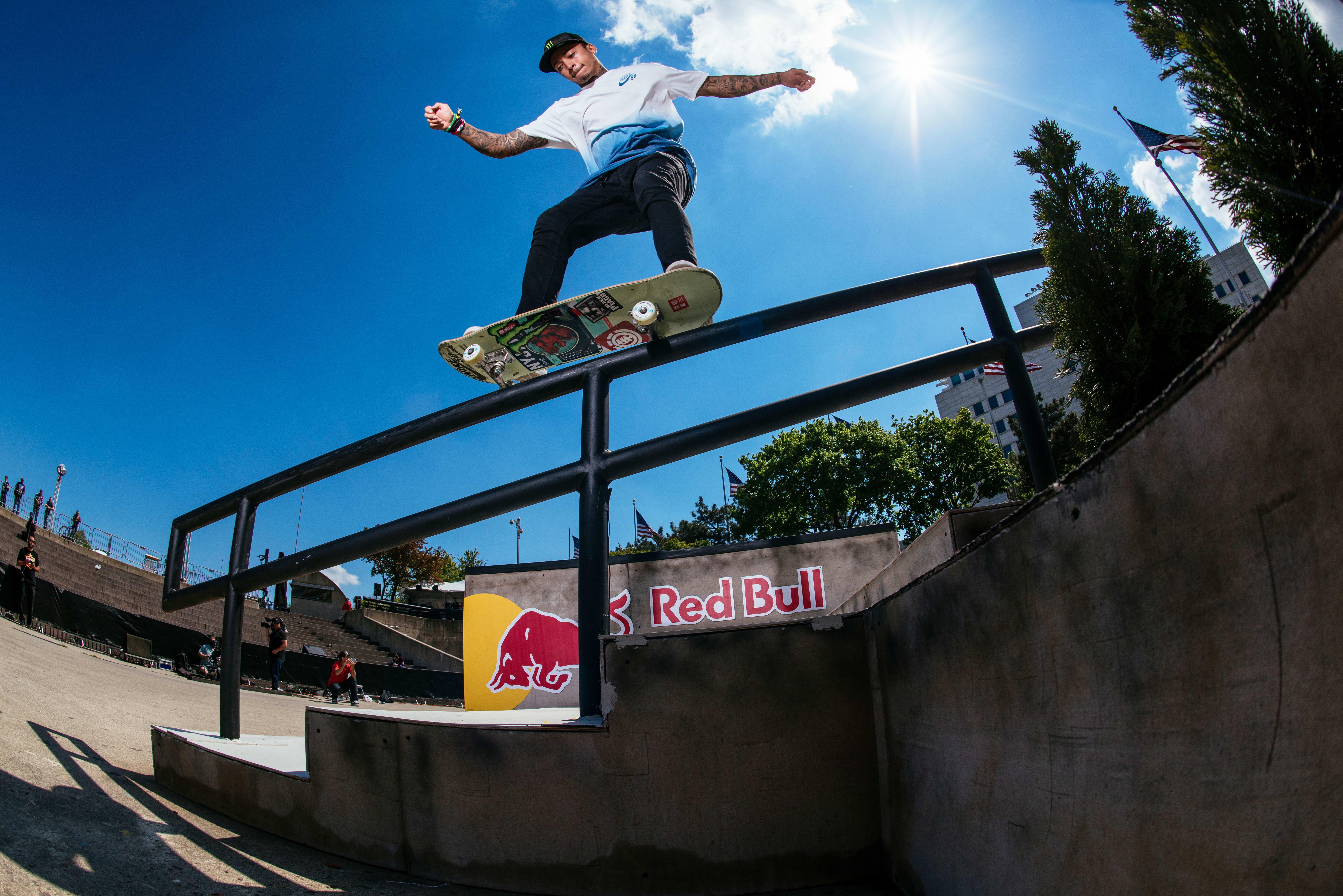 gallon Achterhouden advies 11 Professional Skateboarders You Need to Know About
