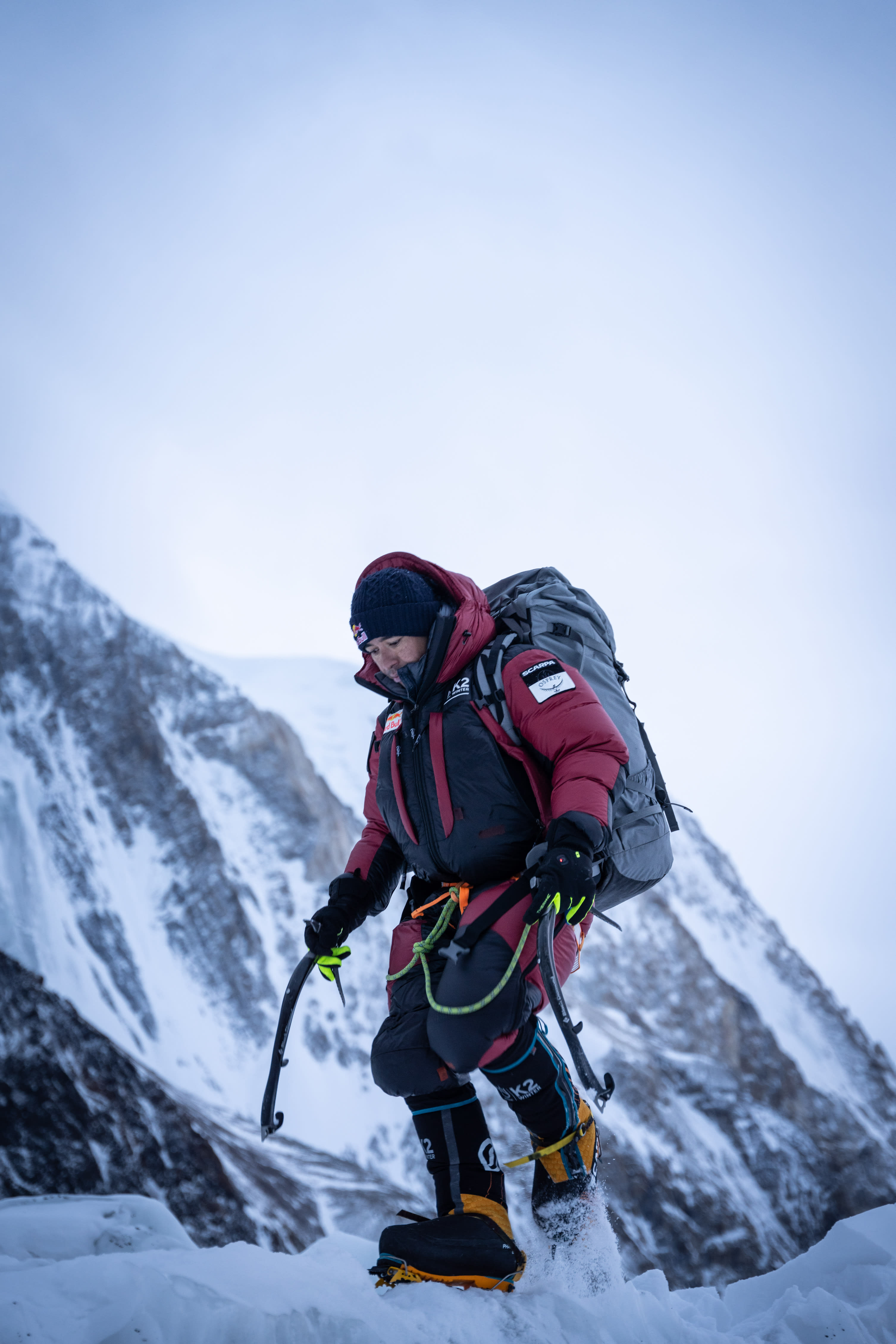インタビュー ニルマル プルジャ 世界記録更新を続けるネパール人登山家 クライマー レッドブル