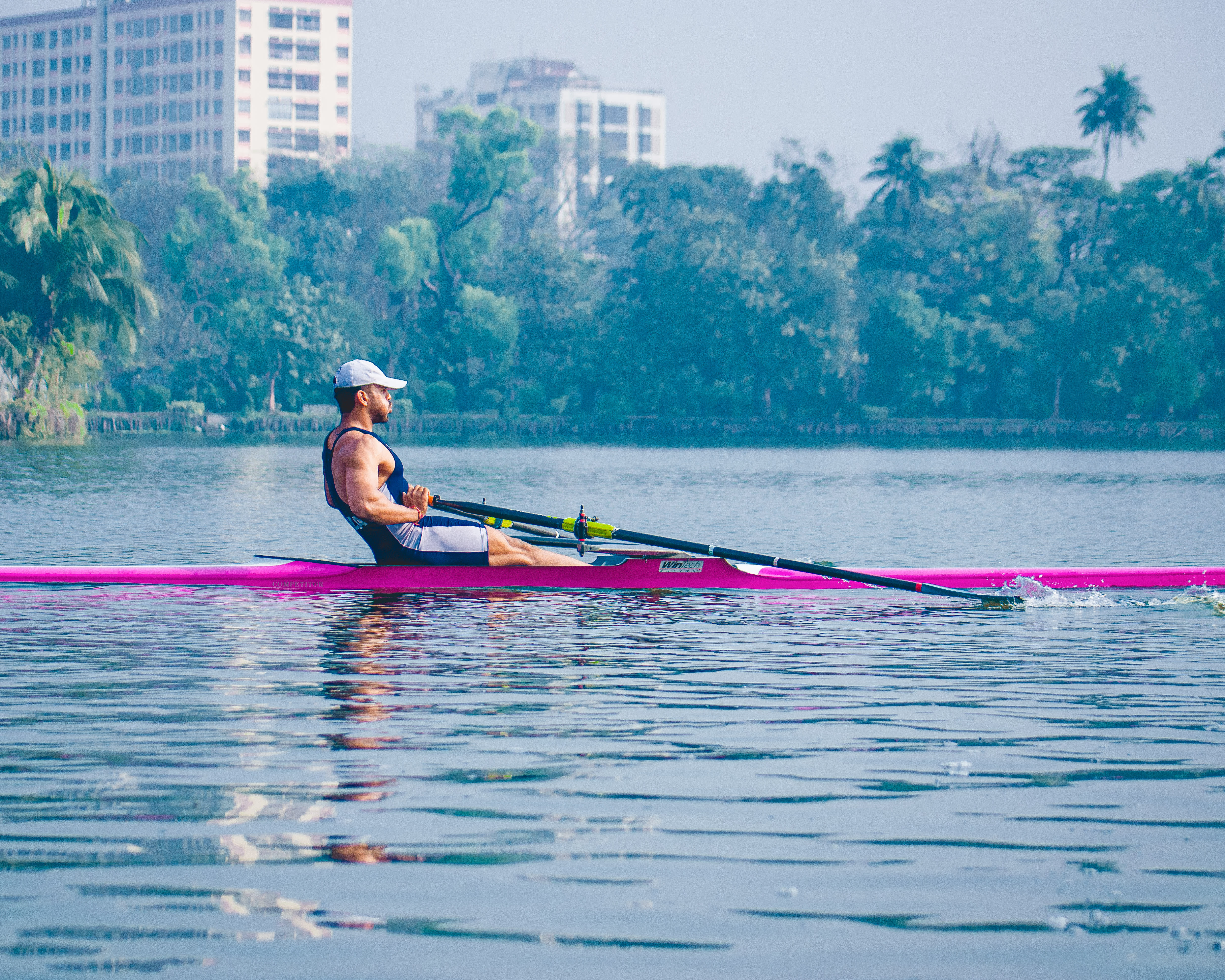 Rowing fitness Full body workouts through rowing