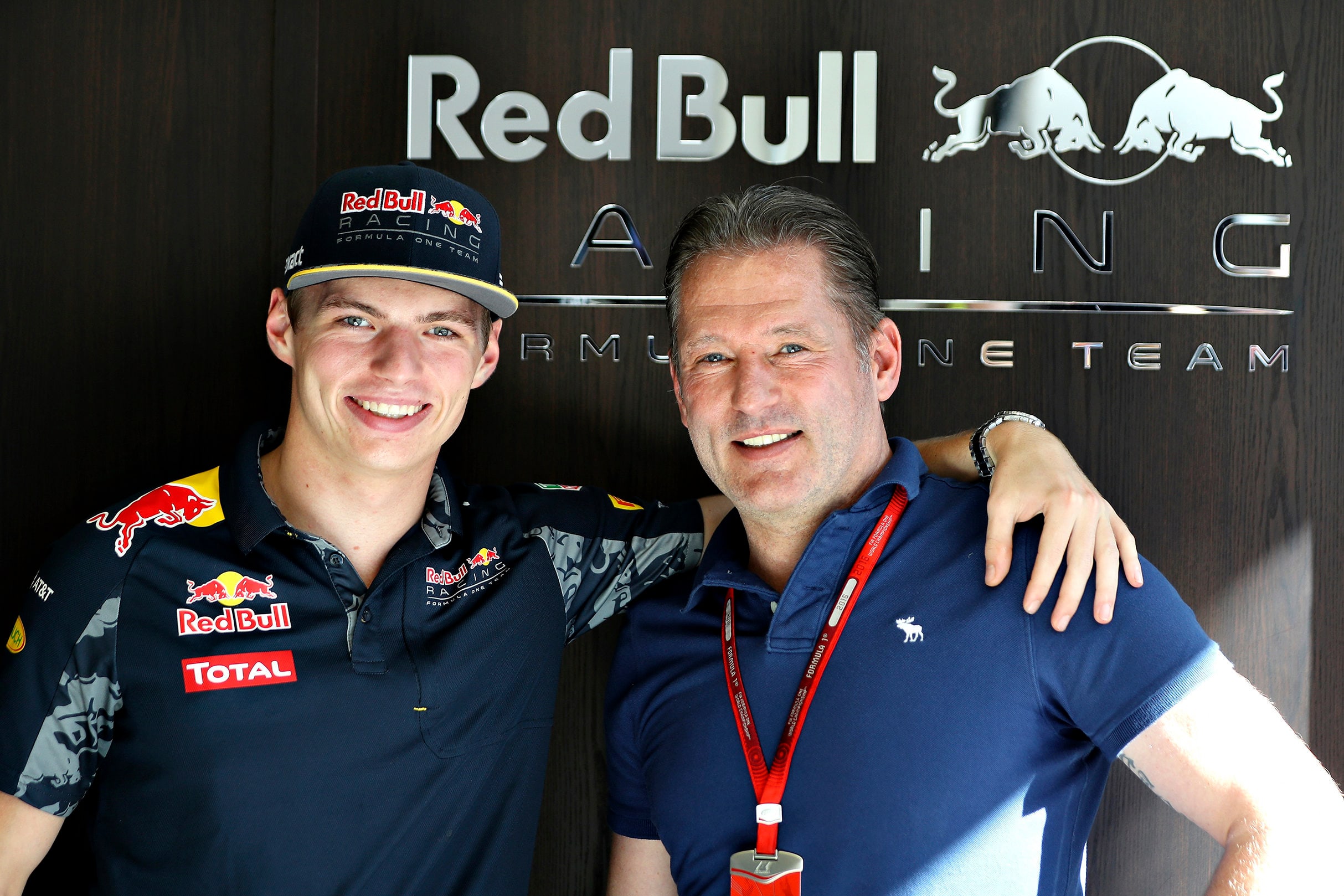 maximaal Regan bewondering Meet the team behind Max Verstappen's success