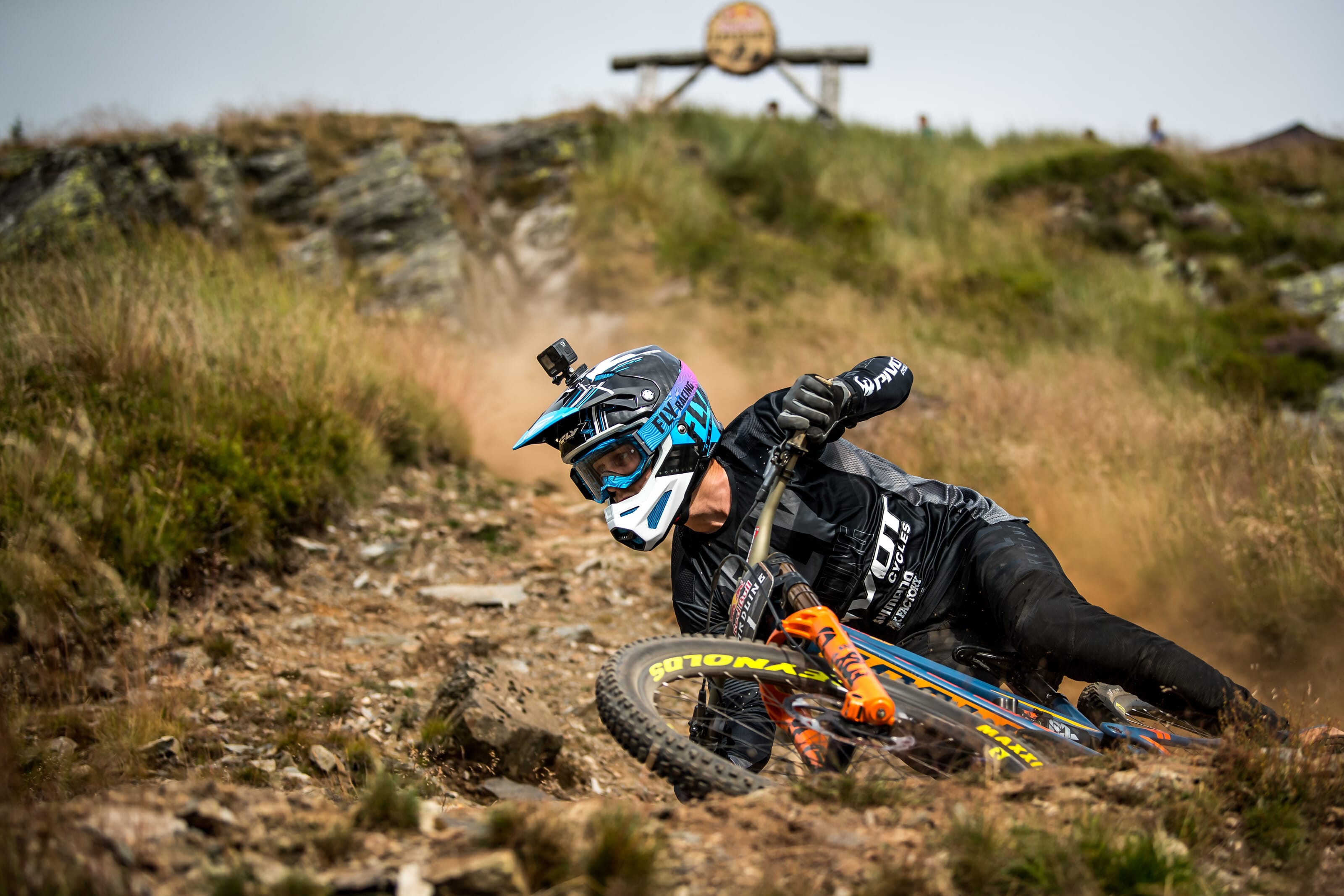 Um guia pra entender o mountain bike downhill