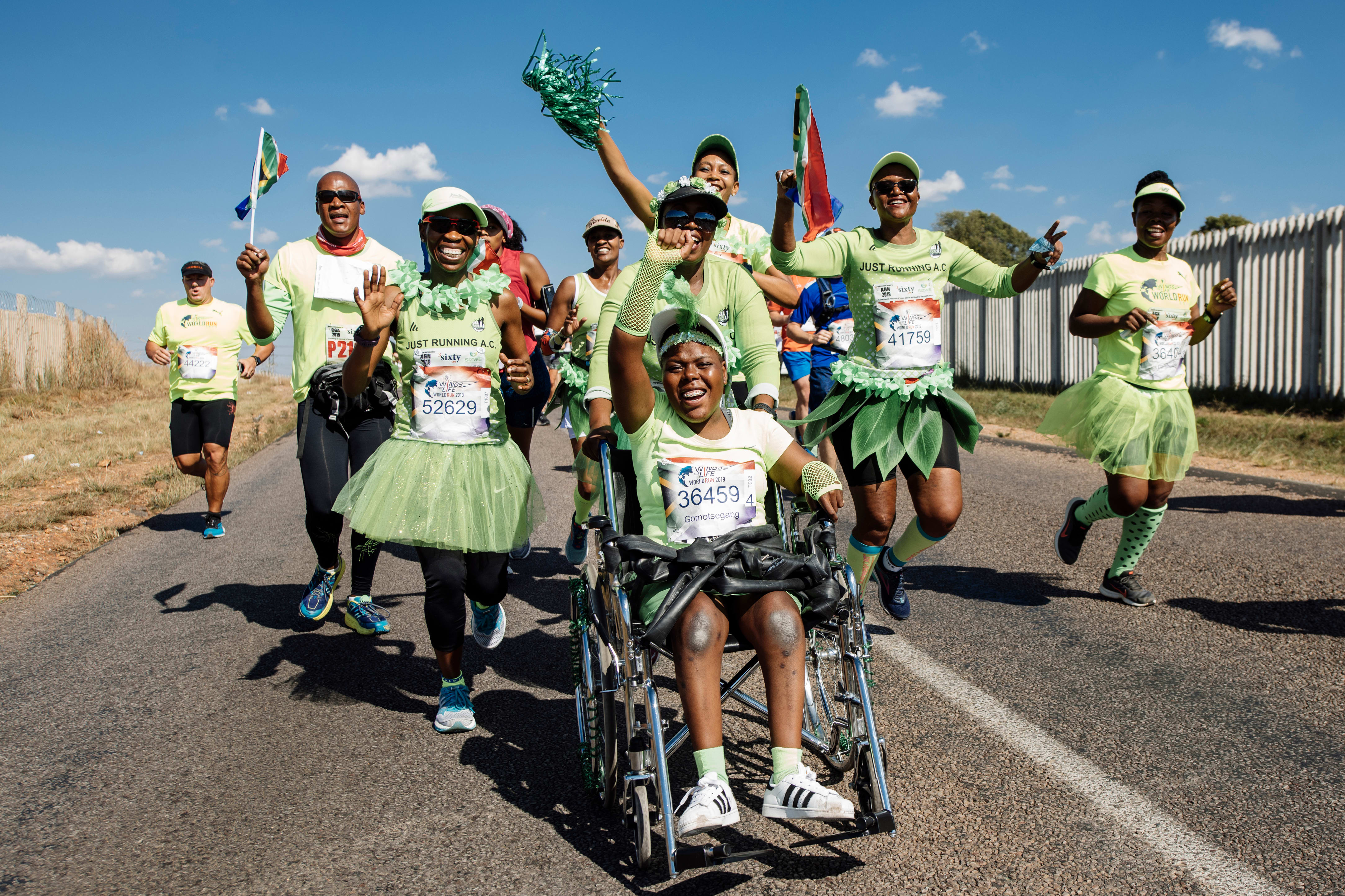 Running team outlet costumes