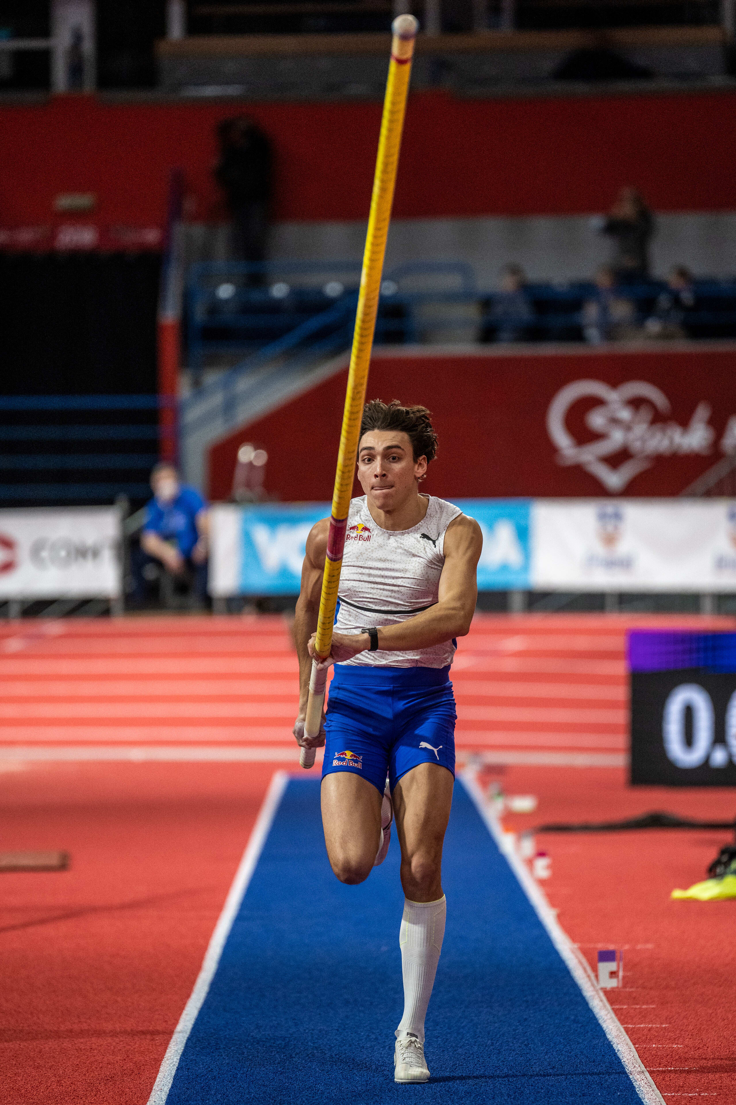 Olympic Men's Pole Vault — Mondo Scares His World Record - Track