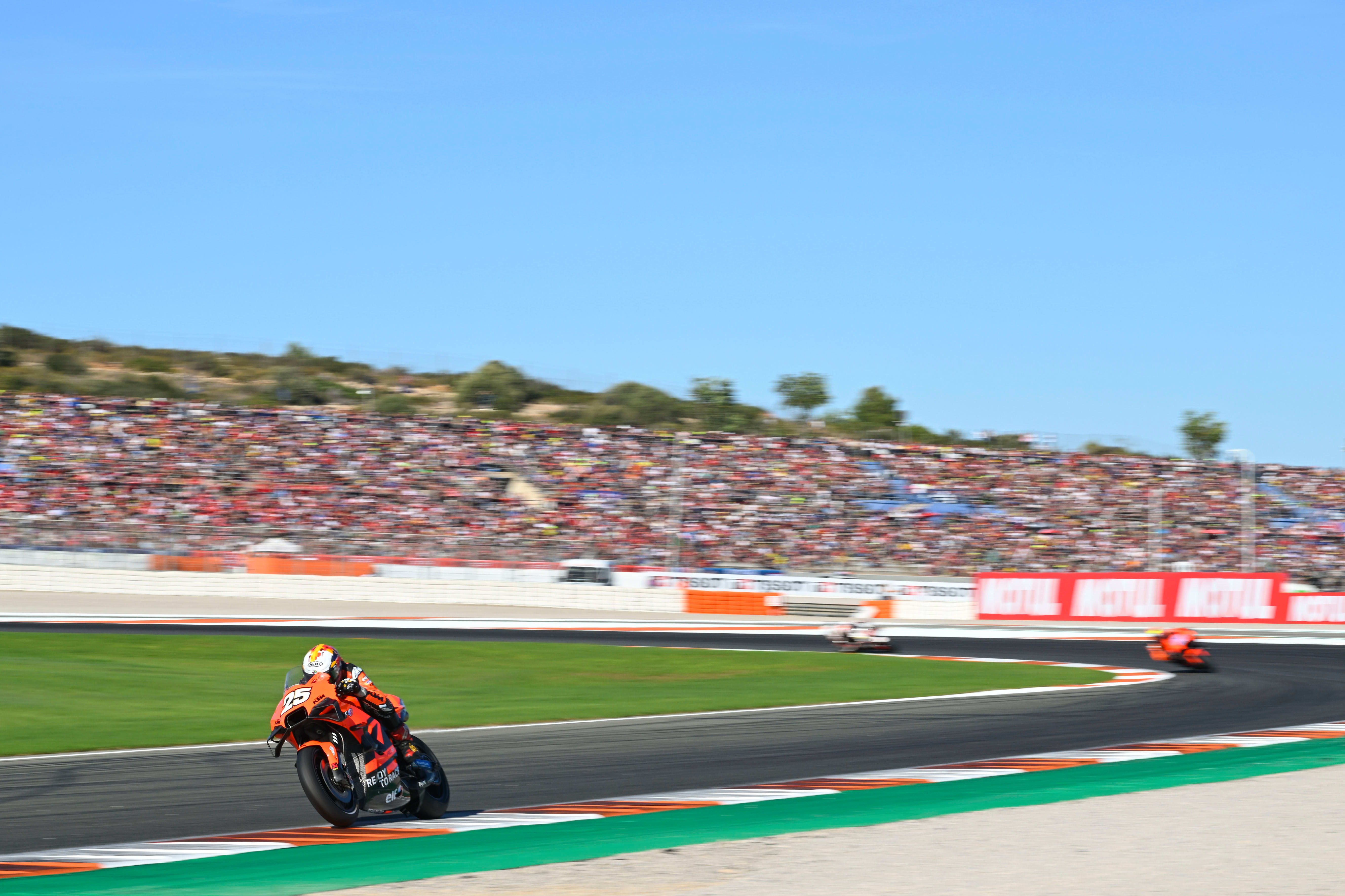 MotoGP  Así queda el calendario de MotoGP 2024: fechas y circuitos de cada  carrera