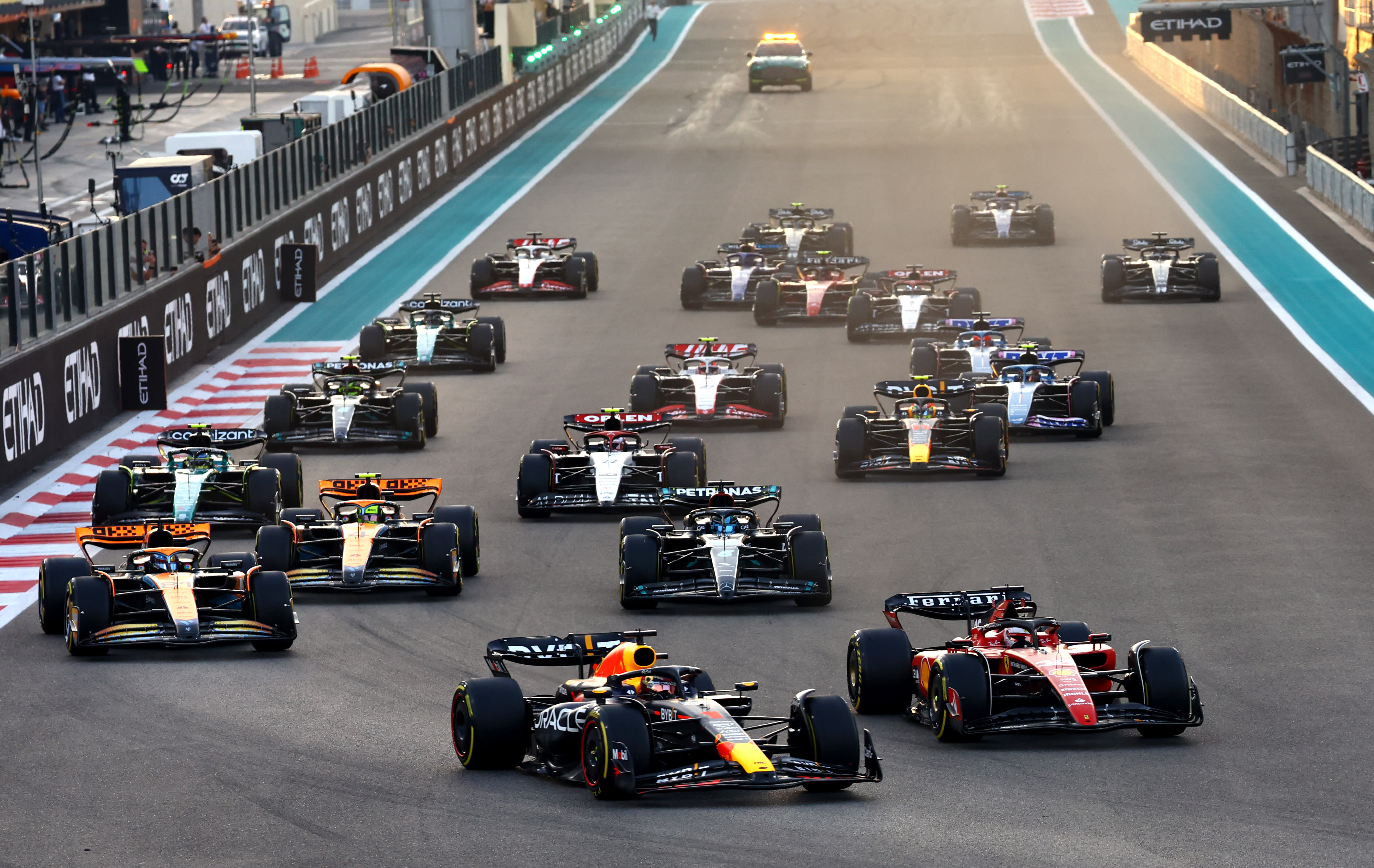 Grande Prémio Abu Dhabi: 19º vitória para Verstappen