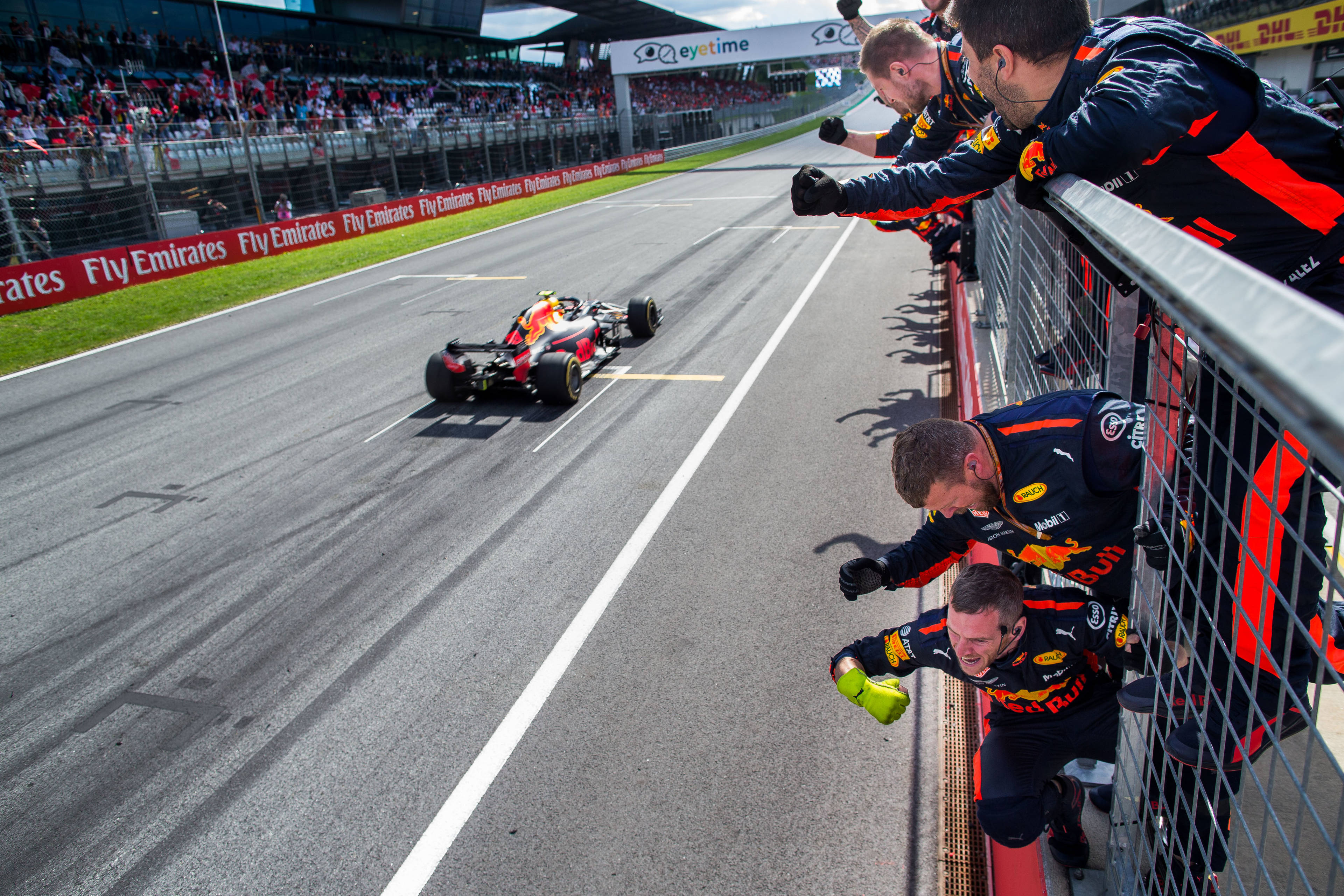 Verstappen explains 360º spin during crazy Hungary F1 race