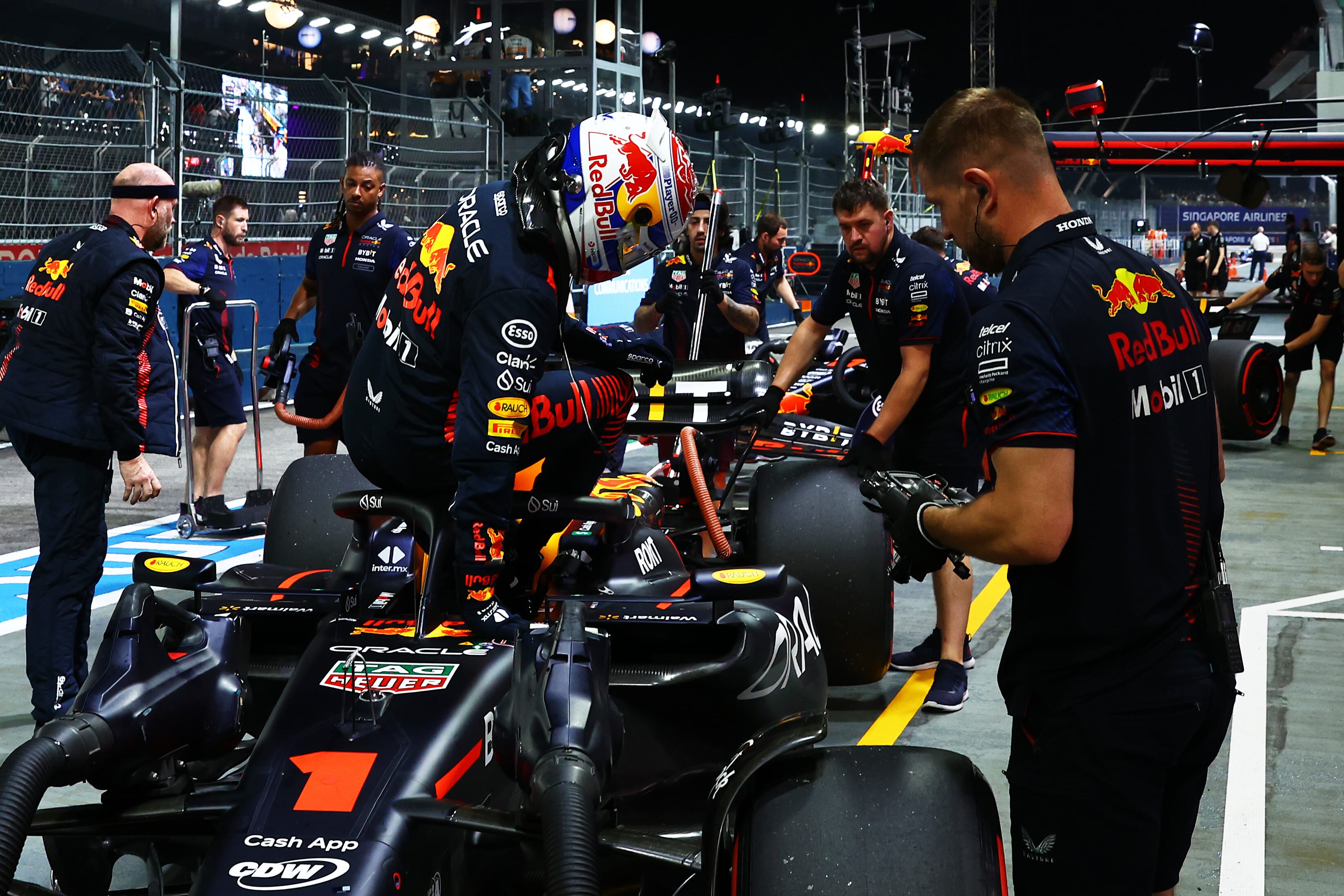 F1 Red Bull Racing - Best Price in Singapore - Oct 2023