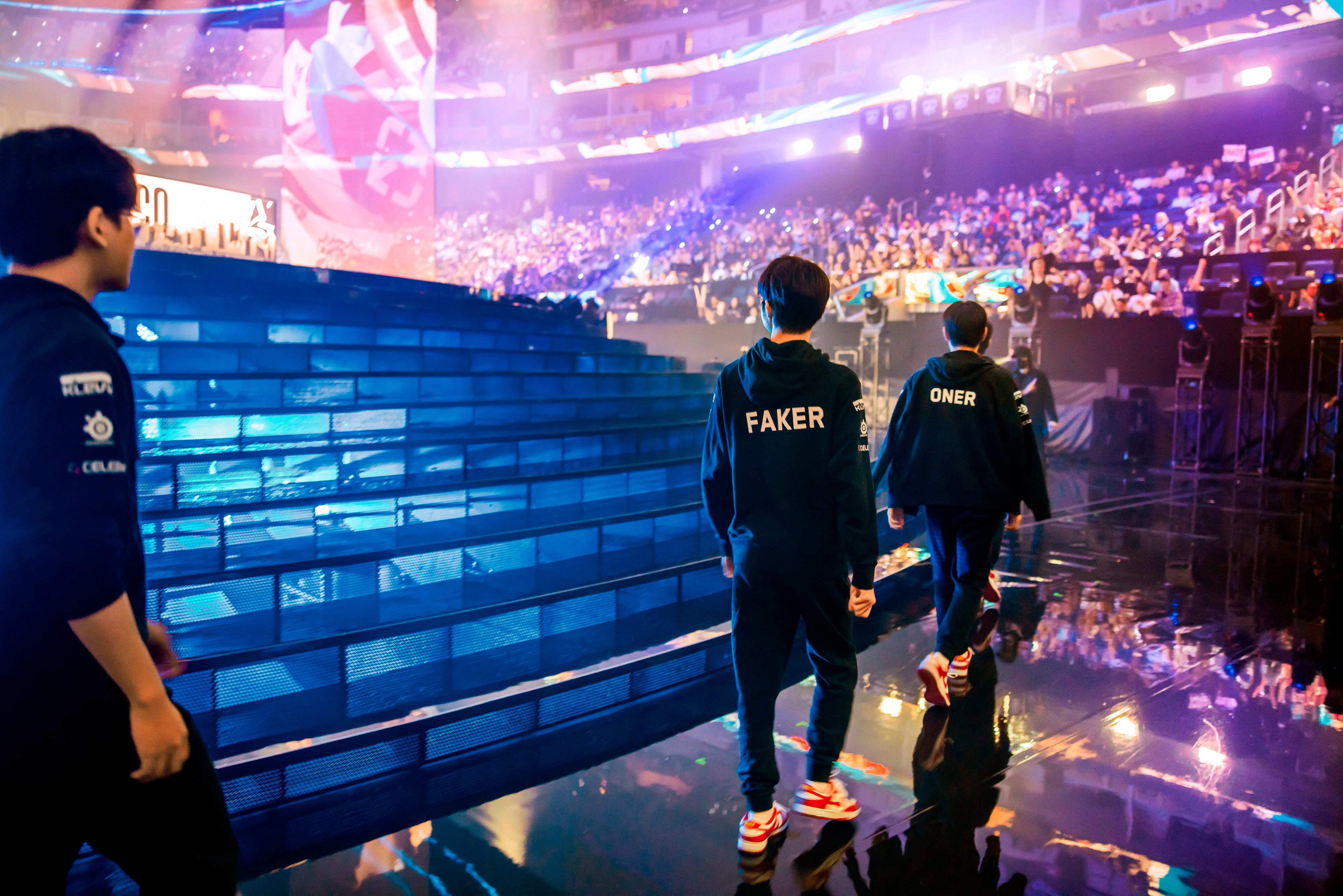 Faker is so tired of Oner & Zeus