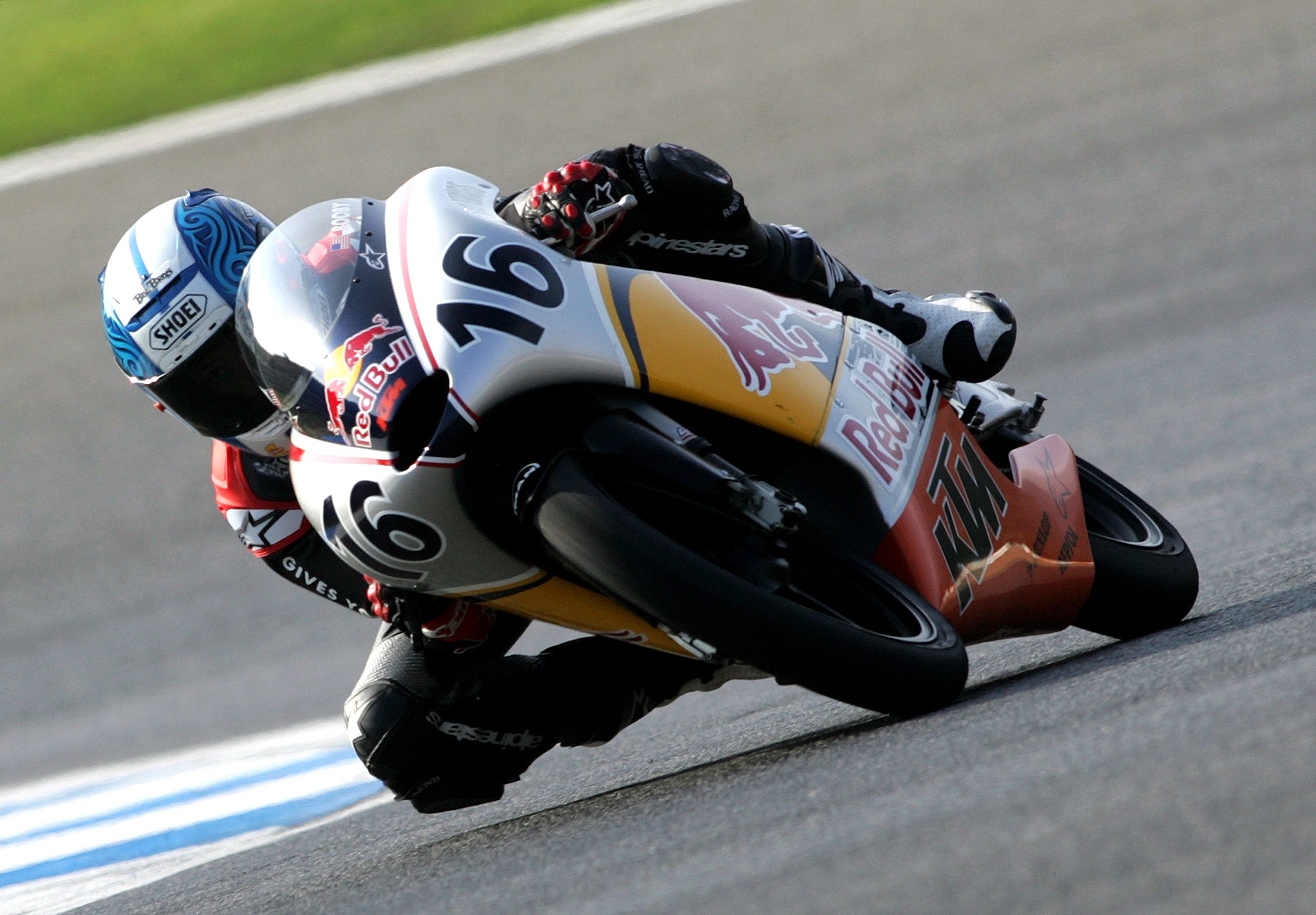Zarco on pole in Estoril for France